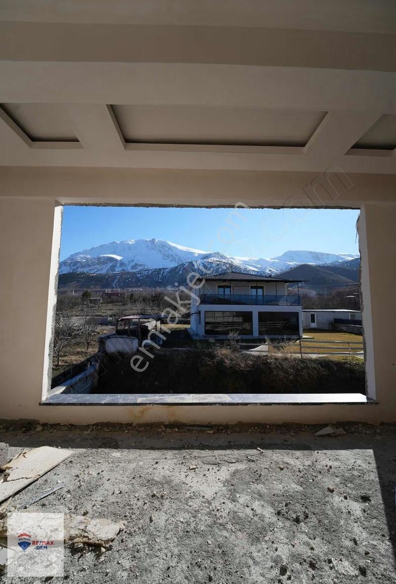 Remax Dem'den Yaylabaşı' Da 12+2 Satılık Villa - Görsel 7