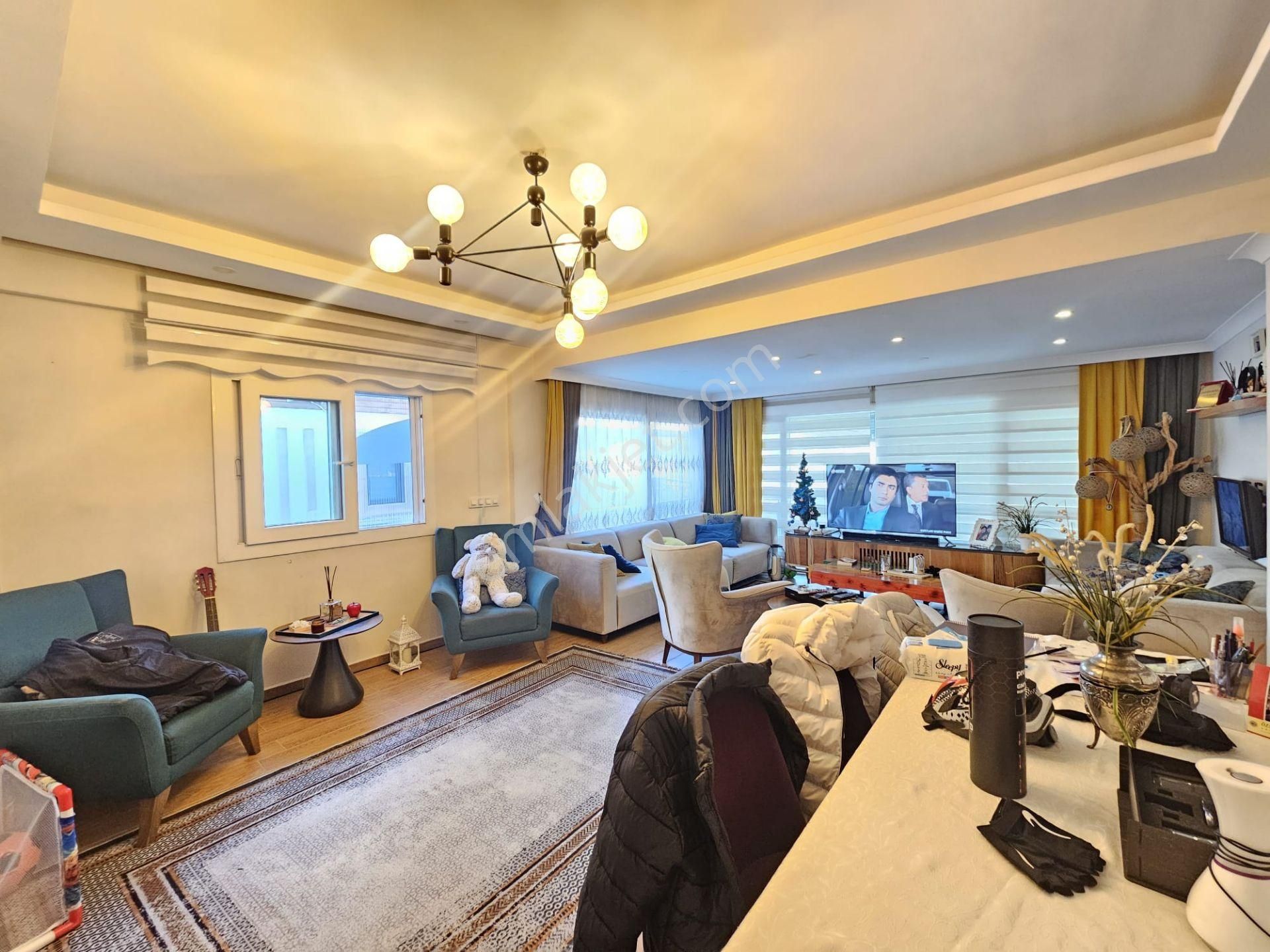 Goldhouse Dan Babataşı Mahallesinde Kiralık Eşyasız 4+1 Villa - Görsel 3