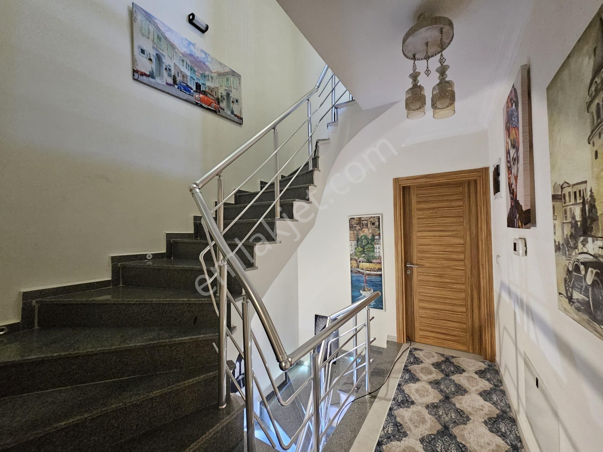 Goldhouse Dan Babataşı Mahallesinde Kiralık Eşyasız 4+1 Villa - Görsel 20