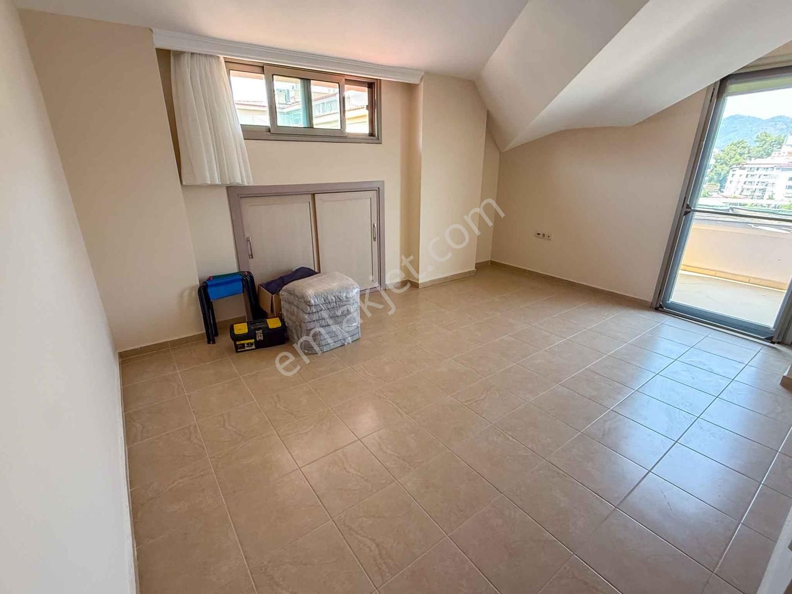 Cb Marina'dan Fırsat Deniz Manzaralı Satılık 4+1 Dublex Daire - Görsel 2