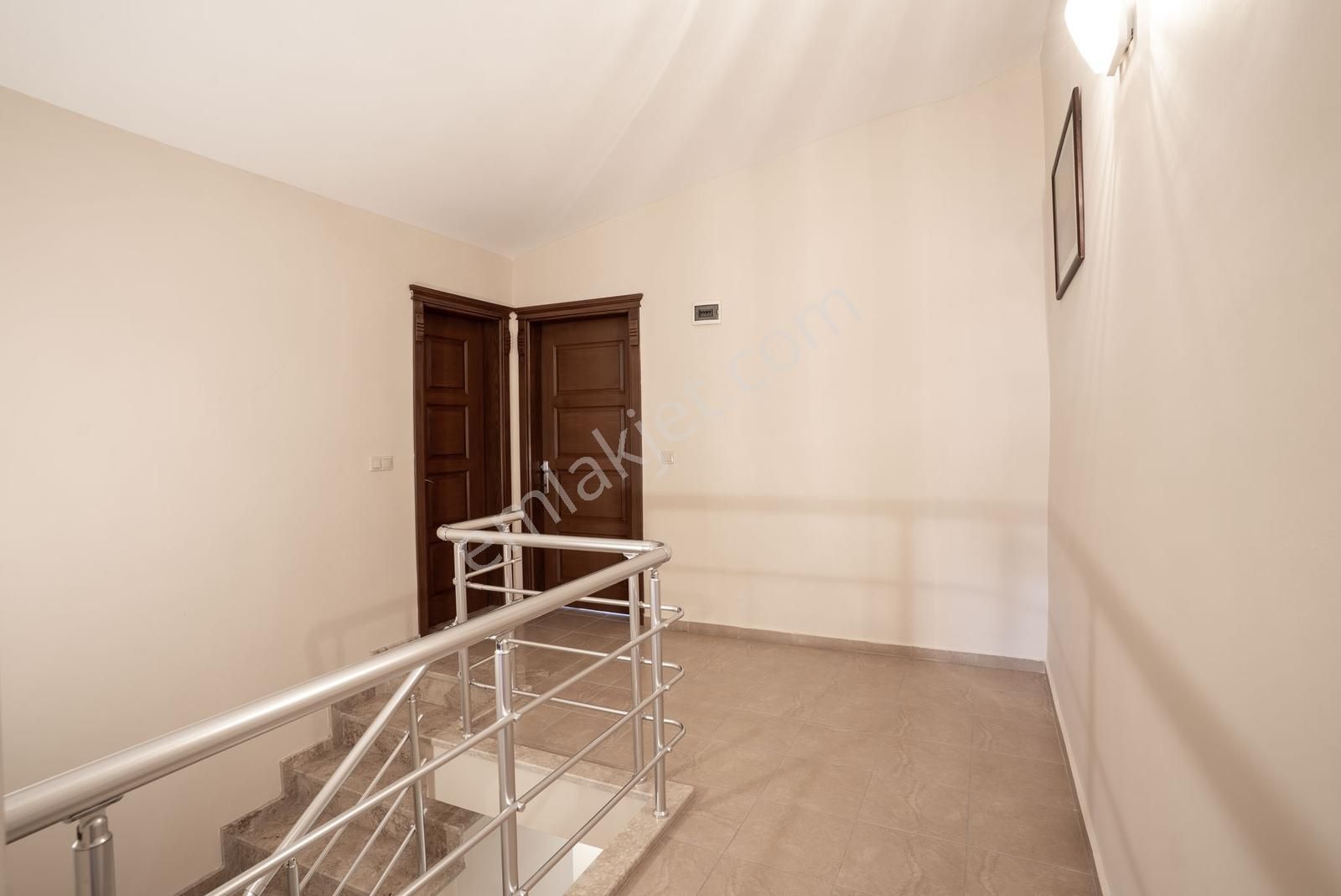 Cb Marina'dan Fırsat Deniz Manzaralı Satılık 4+1 Dublex Daire - Görsel 18