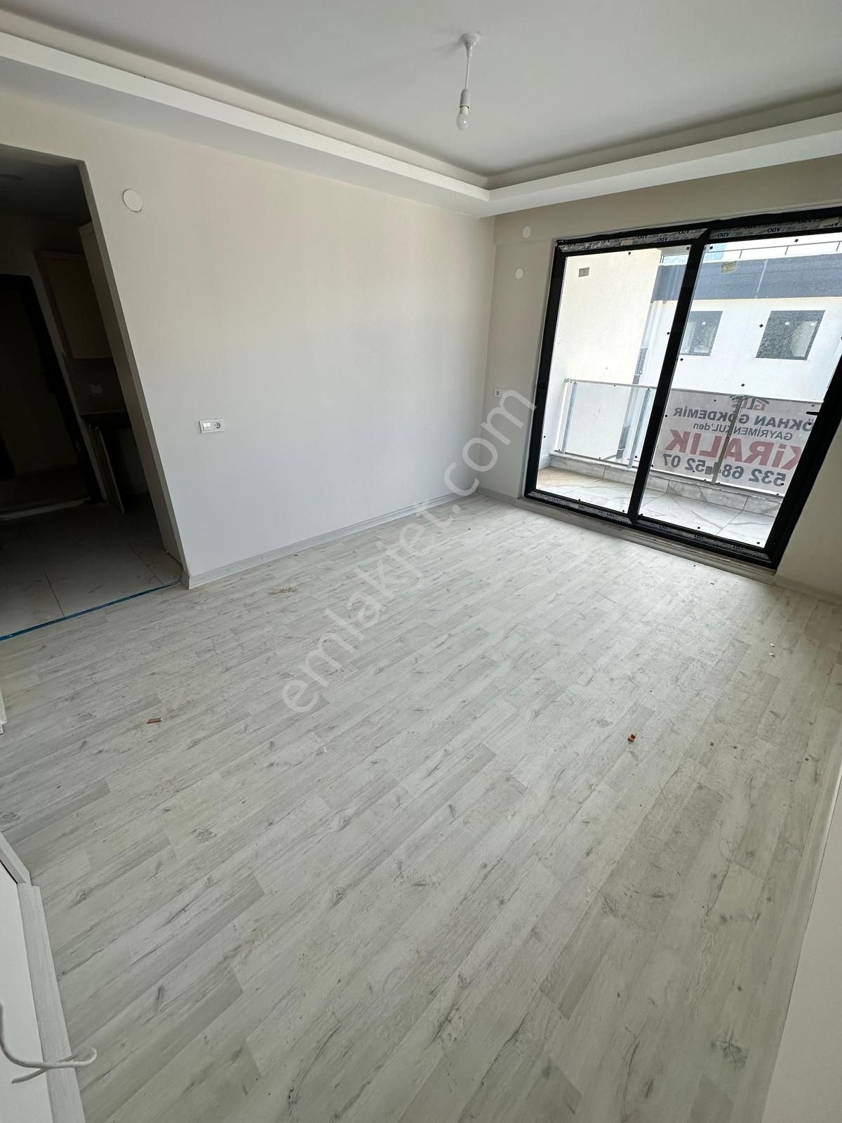 Gökhan Gökdemir'den Havuzlu Site İçinde 1+1 Kiralık Daireler - Görsel 12