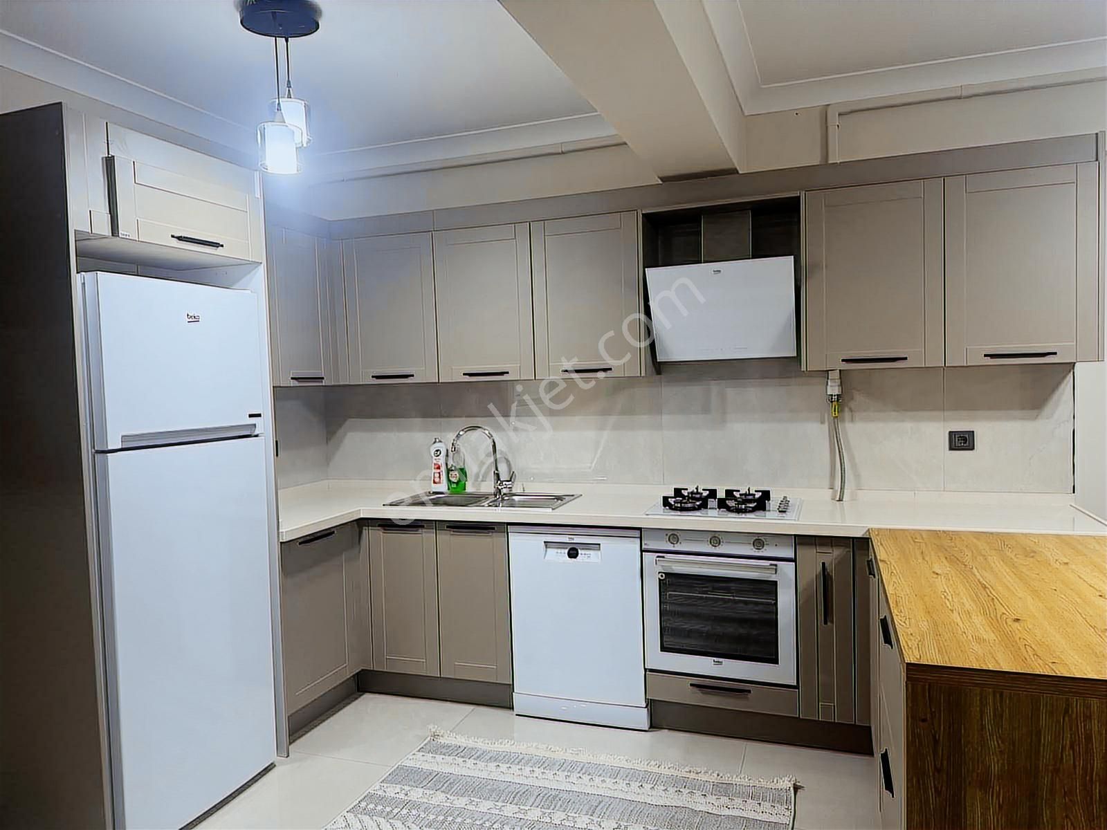 Bandırma Mavi Emlaktan Cadde Portta Lüx Kiralık Daire