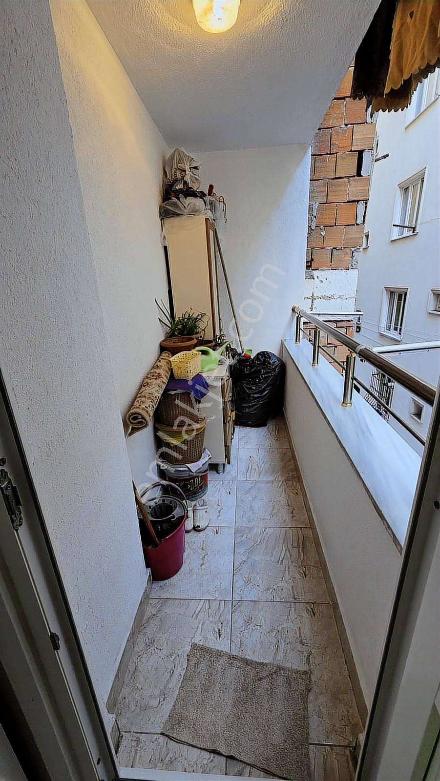 Esenyurt Şehitler Mah. 3+1 Net 120 M² Eminevim, Fuzulevim Uygun - Görsel 2
