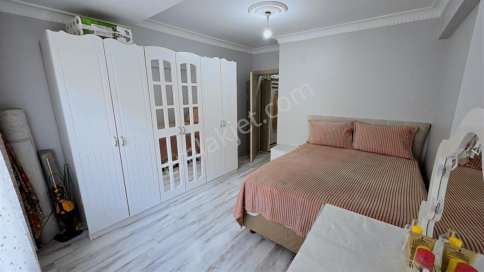 Esenyurt Şehitler Mah. 3+1 Net 120 M² Eminevim, Fuzulevim Uygun - Görsel 4