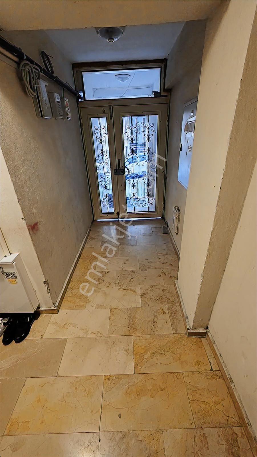 Esenyurt Şehitler Mah. 3+1 Net 120 M² Eminevim, Fuzulevim Uygun - Görsel 31