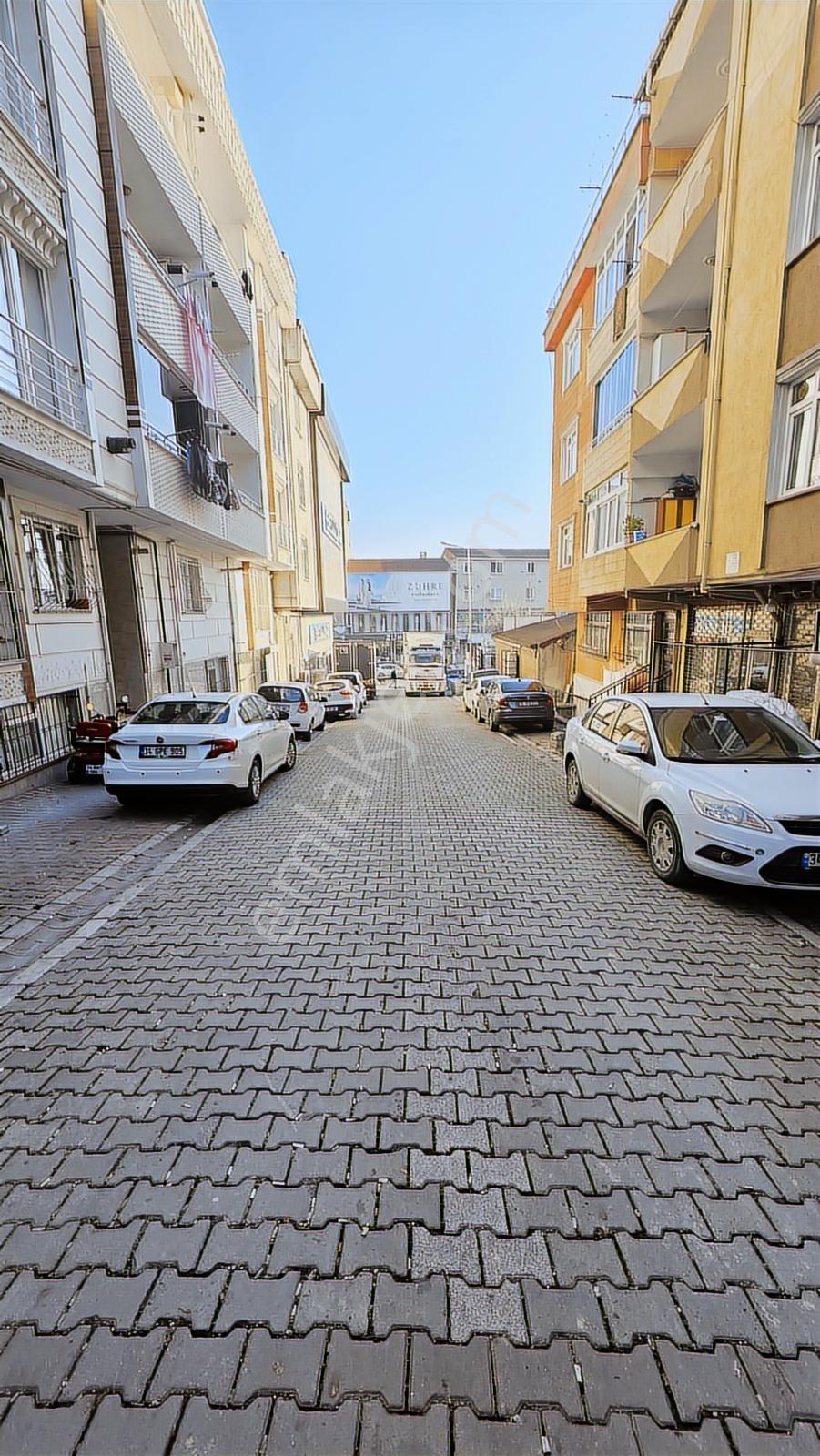 Esenyurt Şehitler Mah. 3+1 Net 120 M² Eminevim, Fuzulevim Uygun - Görsel 13