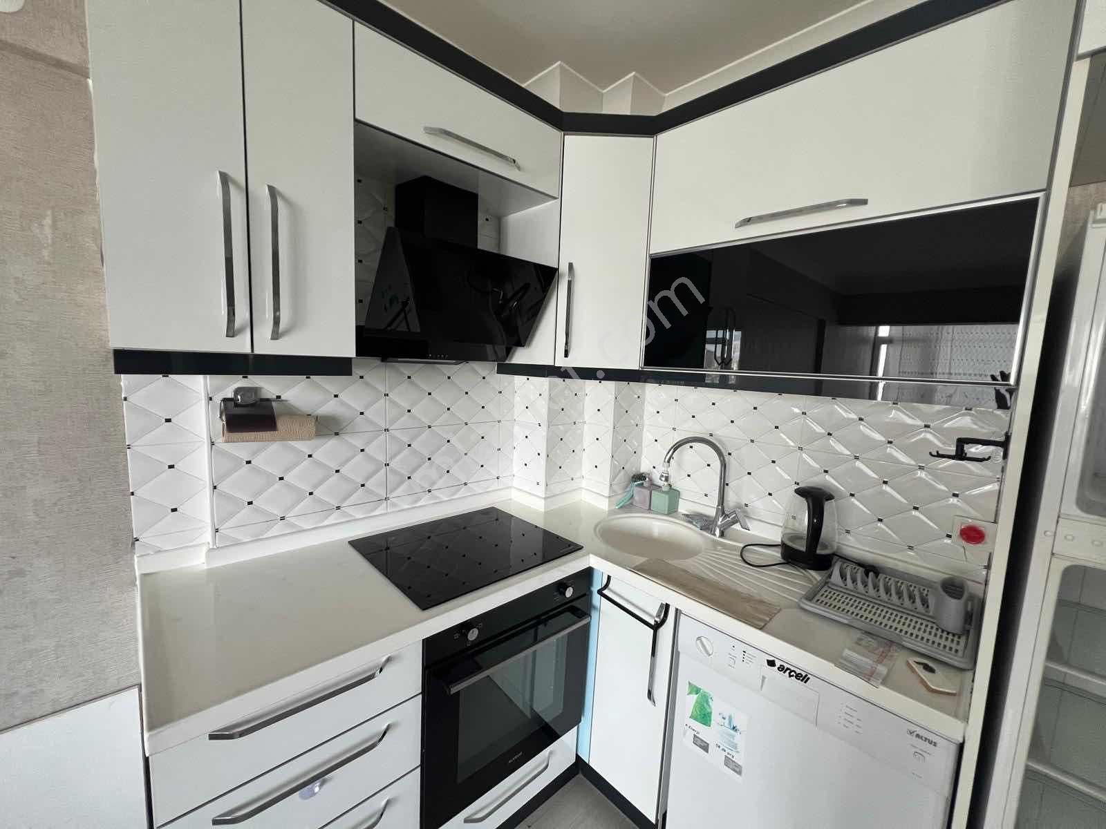 Sakalar Tower'da 14.kat Ön Cephe Eşyalı Kiralık Daire Turyap'tan - Görsel 25