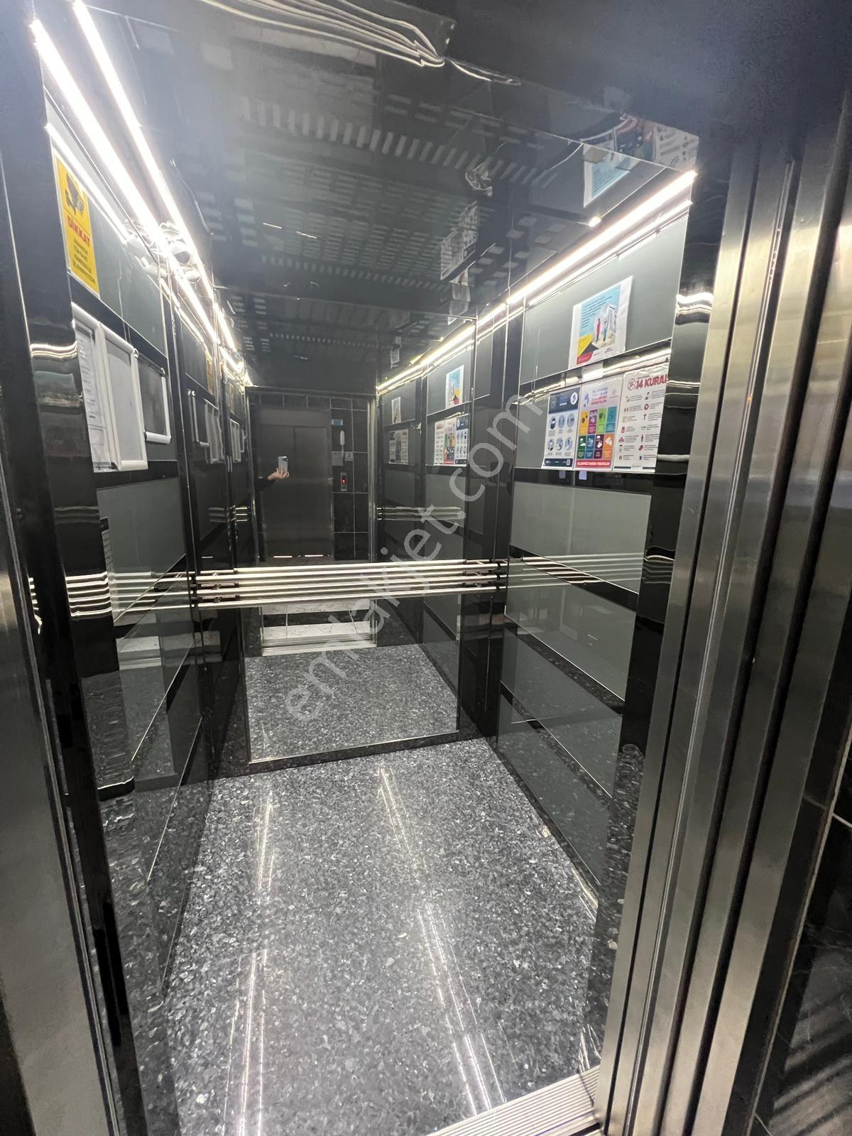 Sakalar Tower'da 14.kat Ön Cephe Eşyalı Kiralık Daire Turyap'tan - Görsel 17