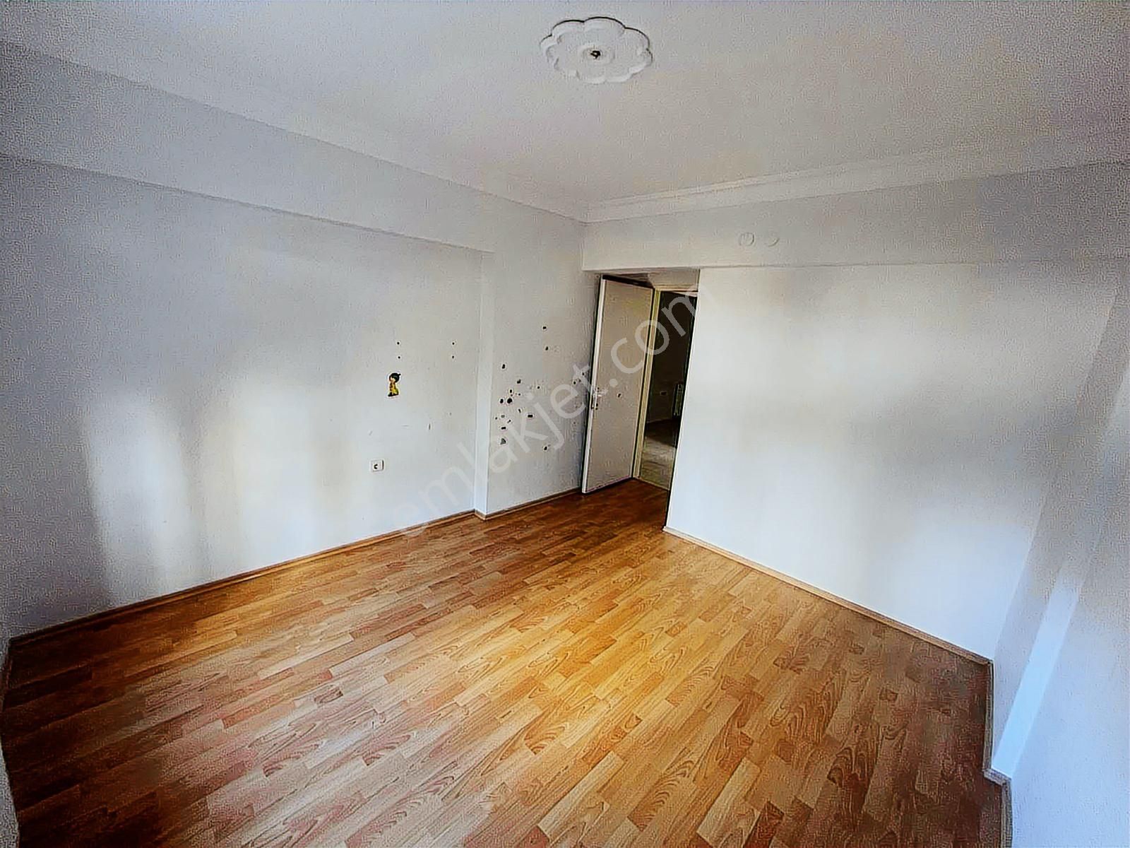 Ahi Mesutta Site İçerisinde Satılık 3+1 Daire Turyap'tan - Görsel 35