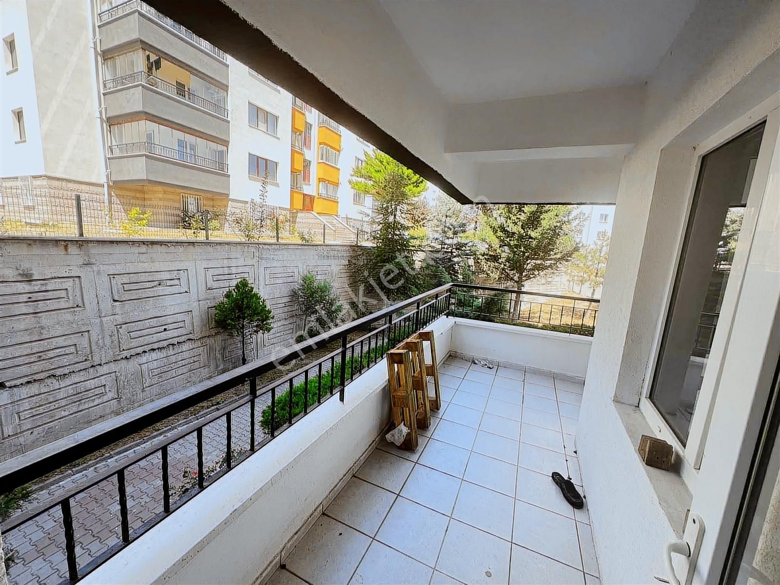 Ahi Mesutta Site İçerisinde Satılık 3+1 Daire Turyap'tan - Görsel 3