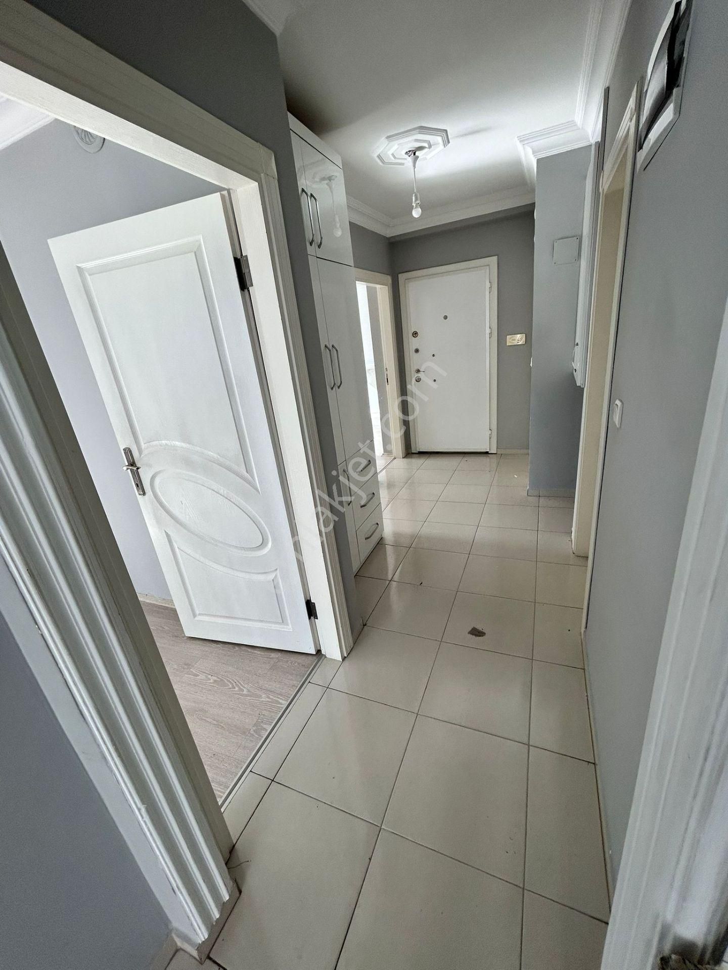 Merkezi Konumda Katta Ayrı Mutfak 2+1 - Görsel 13