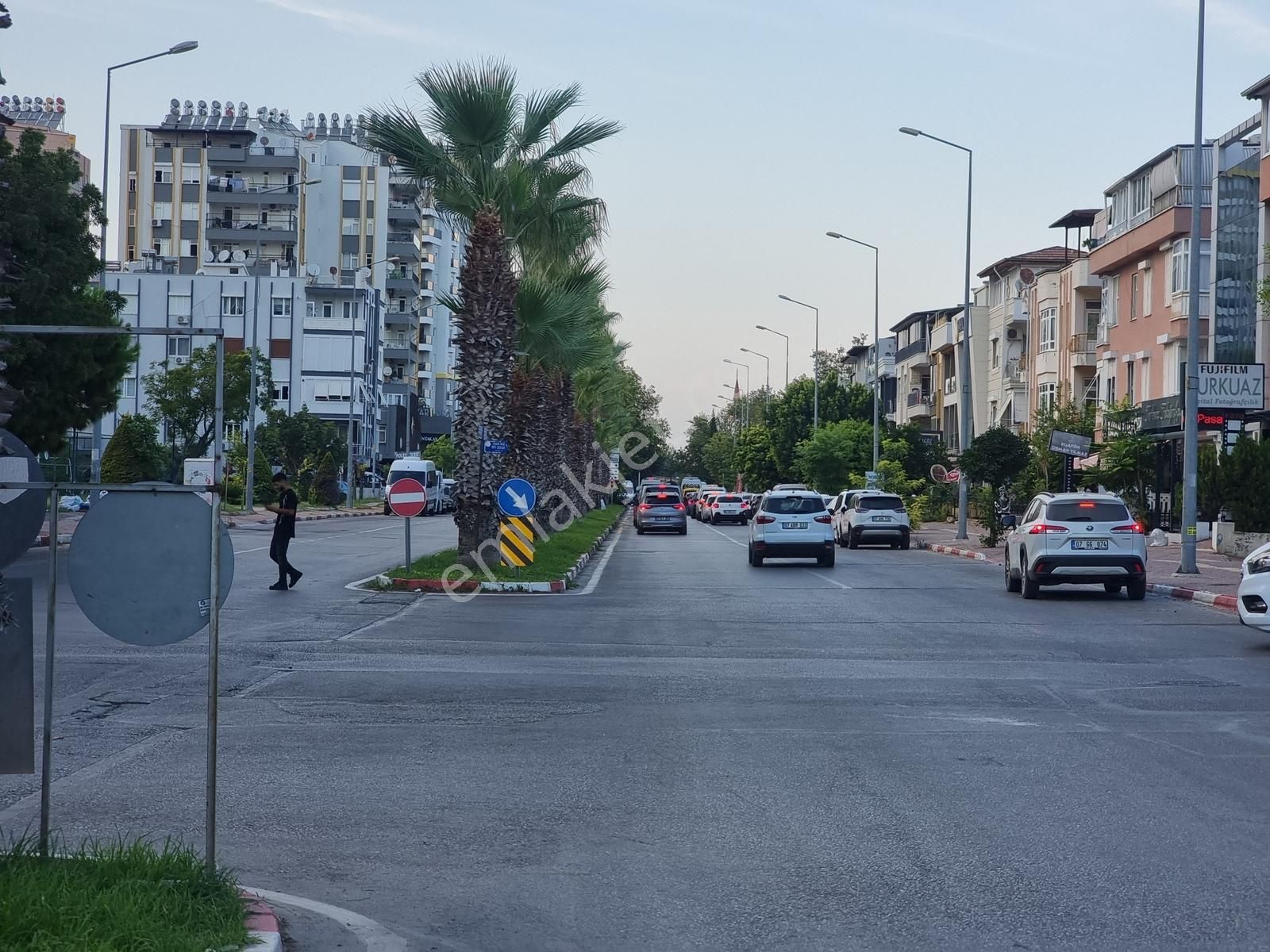 Fener'de Terracıty&bulvar Lara Arası Falez Caddesi Üzeri Dükkan - Görsel 6