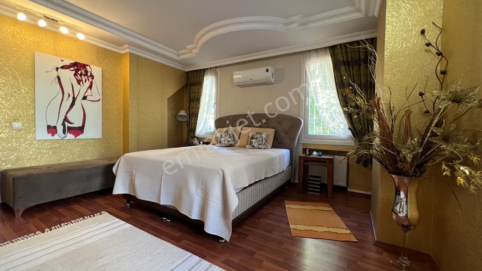 Fener Sahil Yolunda En Ön Sıra 3+1 Mükemmel Daire - Görsel 28