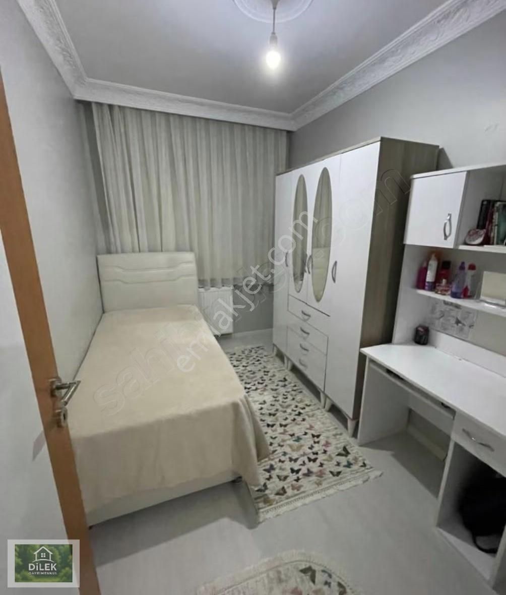 Maslak Çeşme Caddesi Üzerinde Satılık Daire Krediye Uygundur - Görsel 5