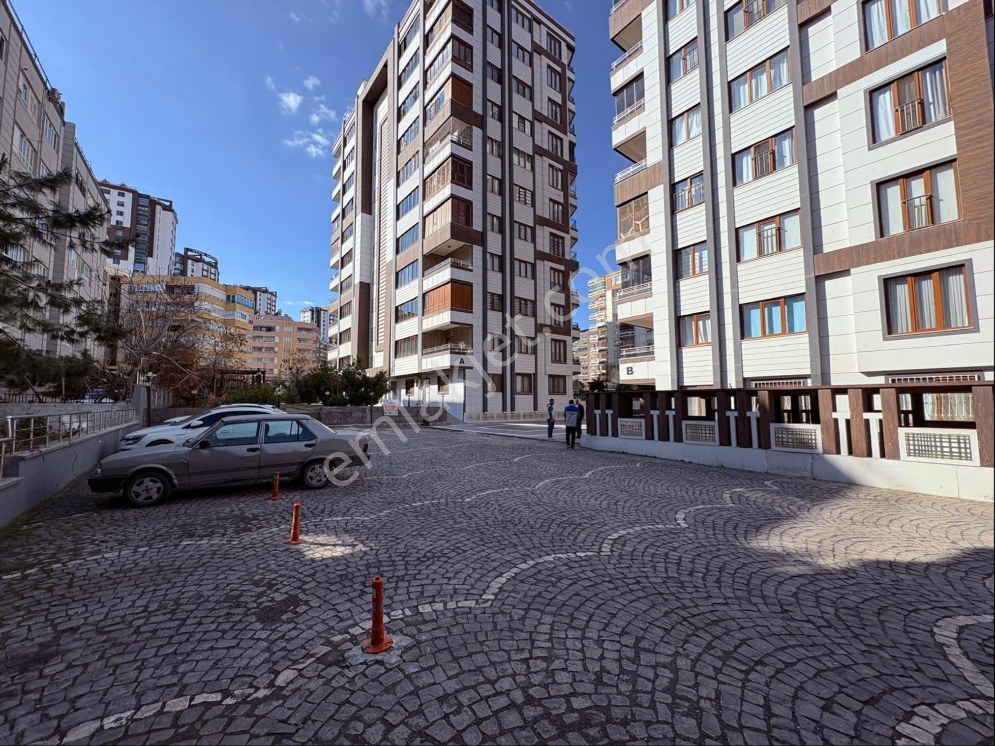 🏡 Şanlıurfa Karaköprü Karşıyaka Mahallesinde Satılık 3+1 Fırsat Daire - Görsel 7