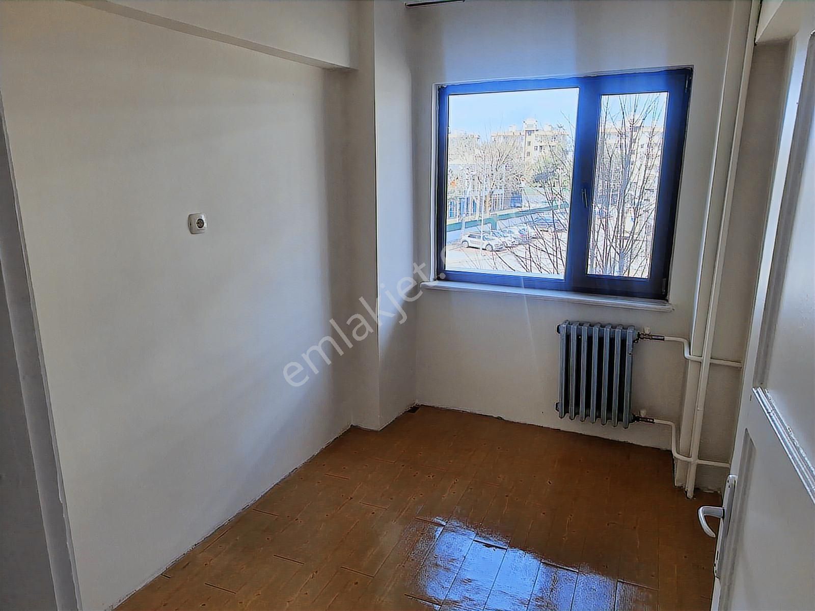 Esen'den Beykent Sitesinde Arakat Kiralık Daire - Görsel 2