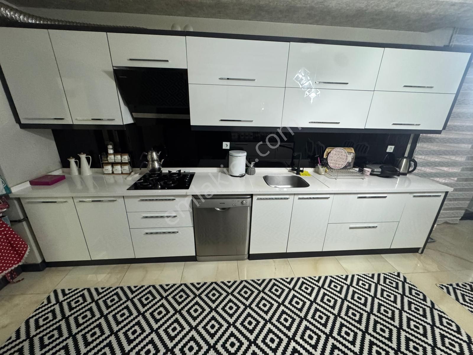 Lider Emlak'tan Güneşevler'de 3+1 *giyinme Odalı* Site Dairesi - Görsel 4