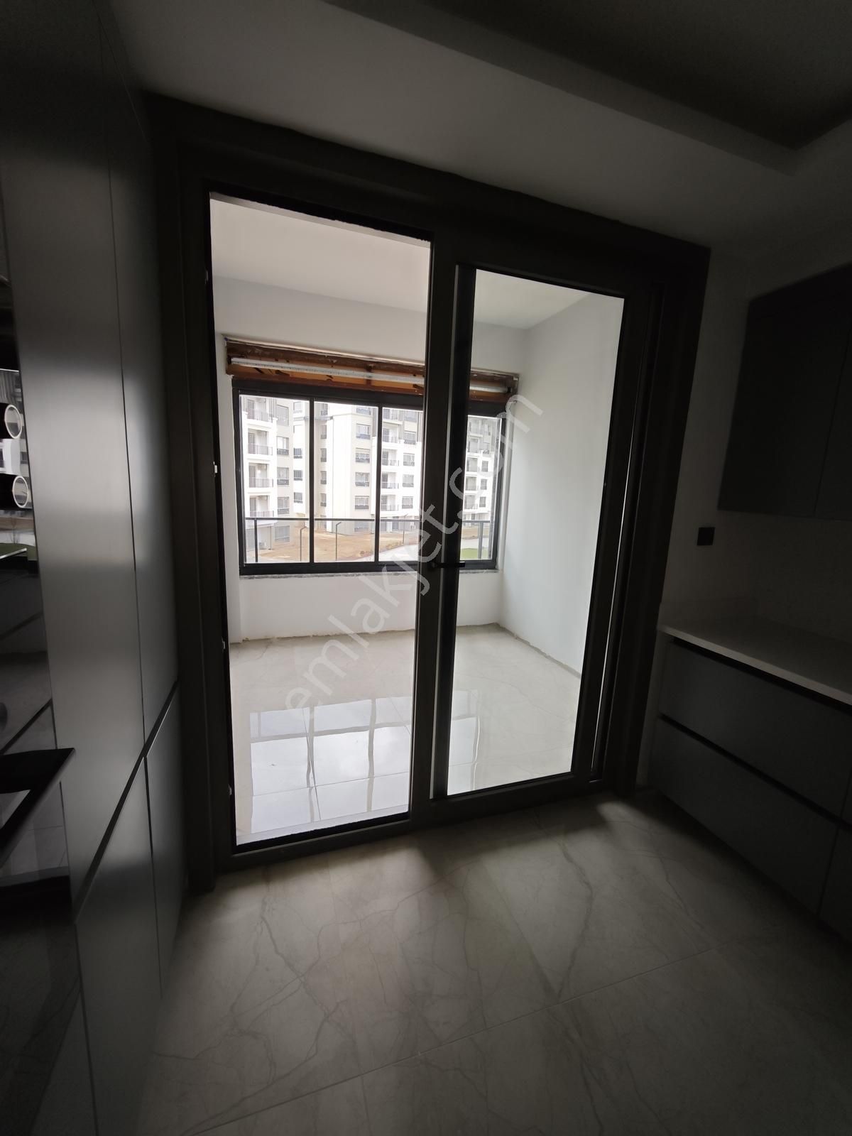 Anlaş'dan Tual Maybeyn De Satılık Arakat Daire - Görsel 28