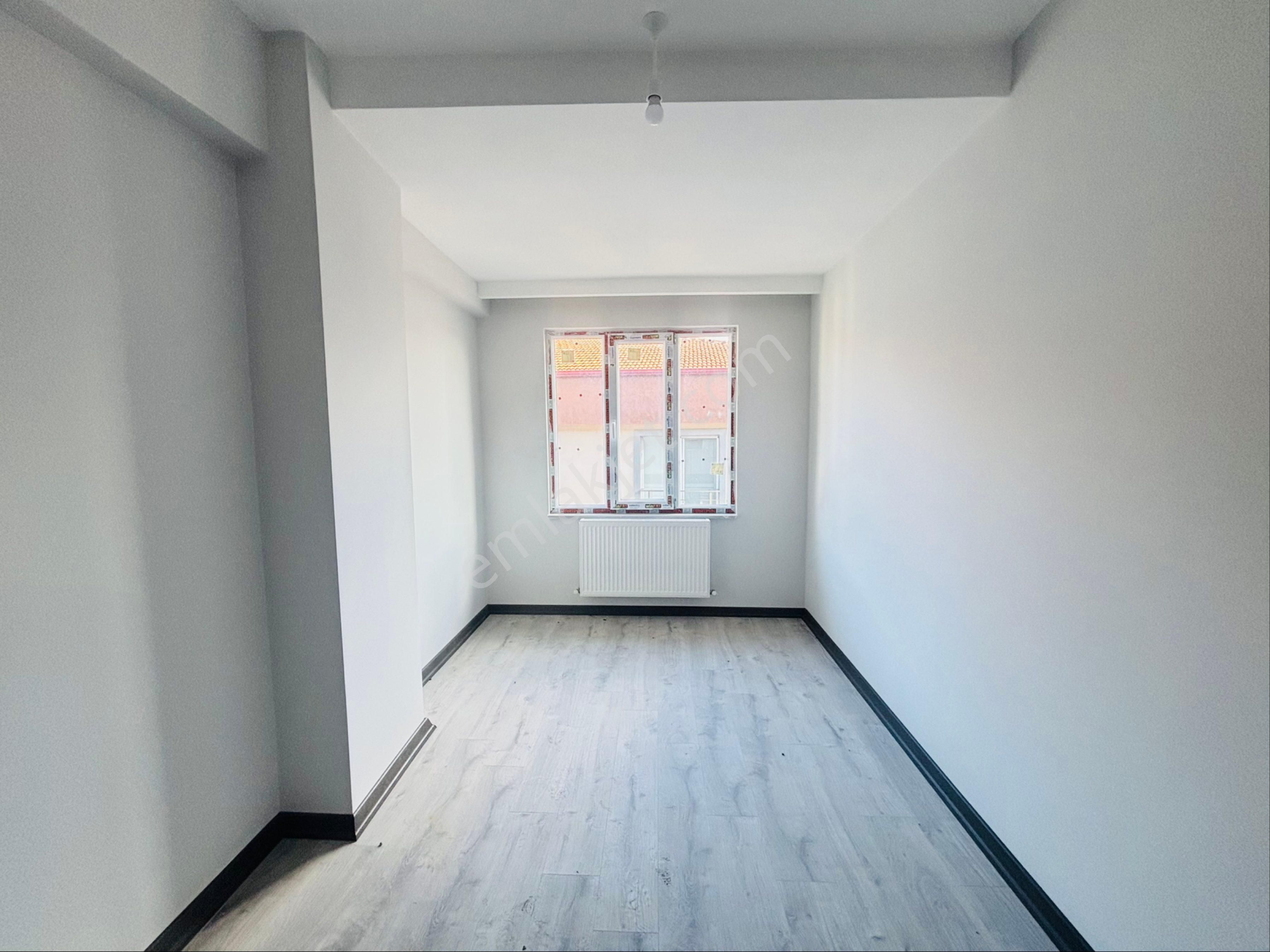 Güven'den Avm Ve Okullar Bölgesinde İskan Ebeveynli 3+ 1 Daire - Görsel 10