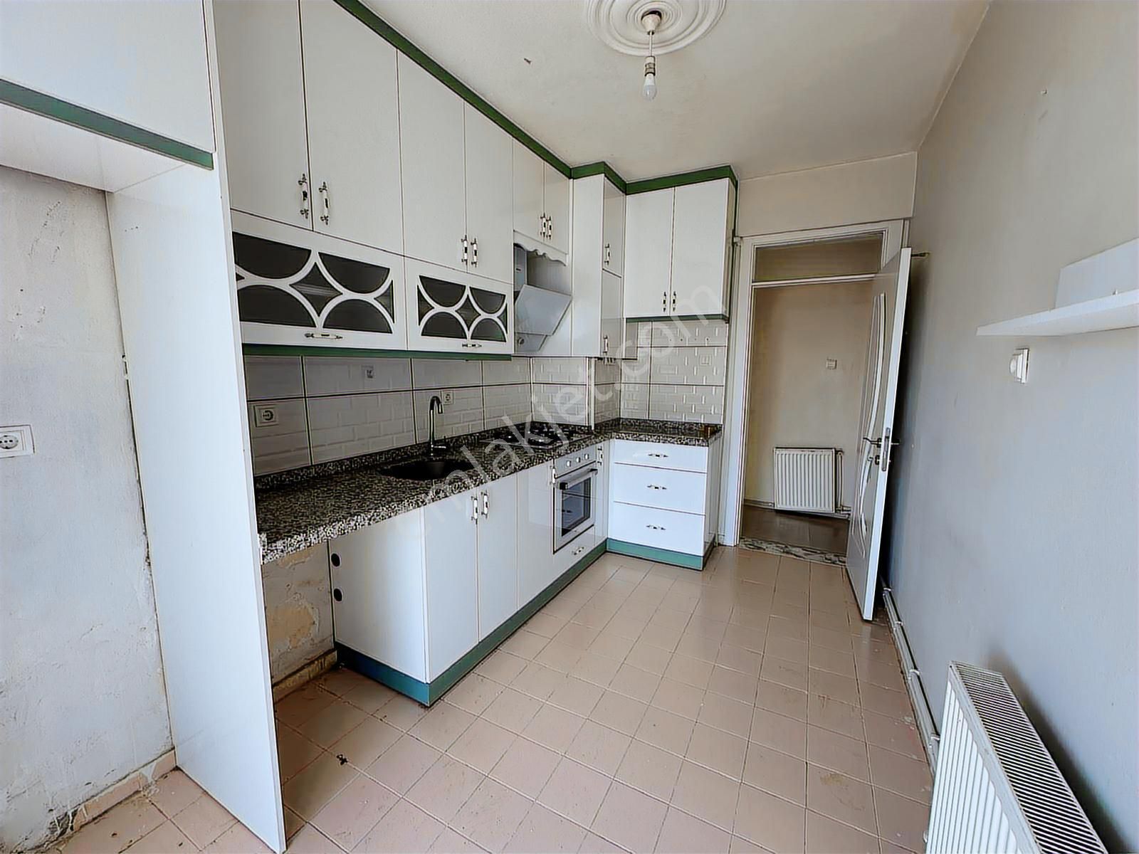 Bosna Hersek Mah. 3+1/110m2 Cadde Üzeri Kiralık Daire - Görsel 4