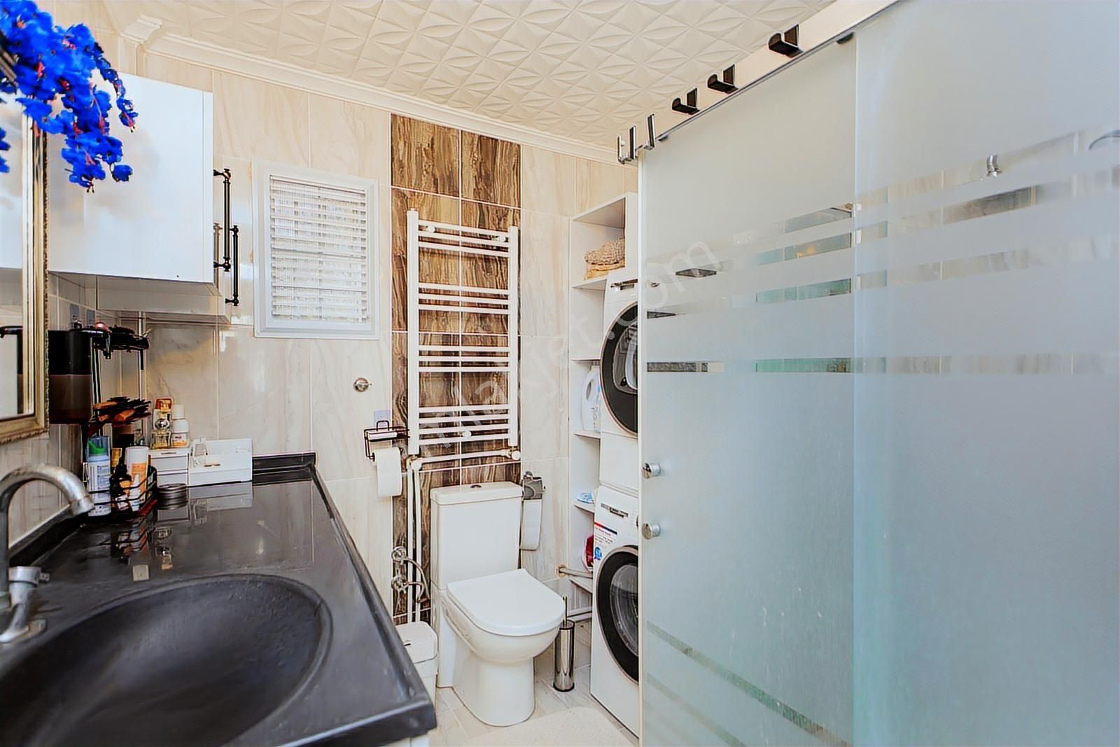 Yenifoça Cumhuriyet Mah. Satılık Deniz Manzaralı 2+1 Daire - Görsel 6