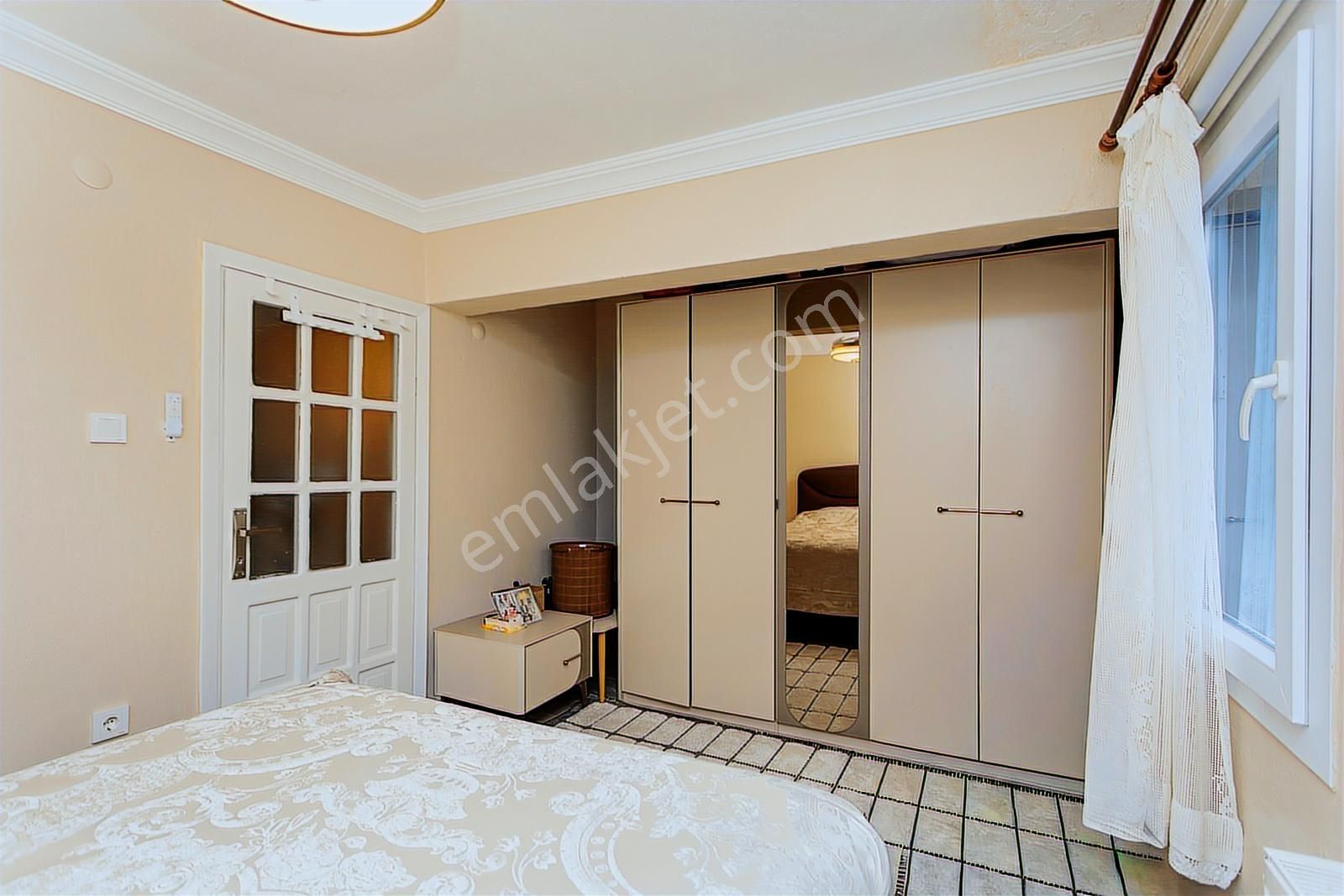 Yenifoça Cumhuriyet Mah. Satılık Deniz Manzaralı 2+1 Daire - Görsel 28