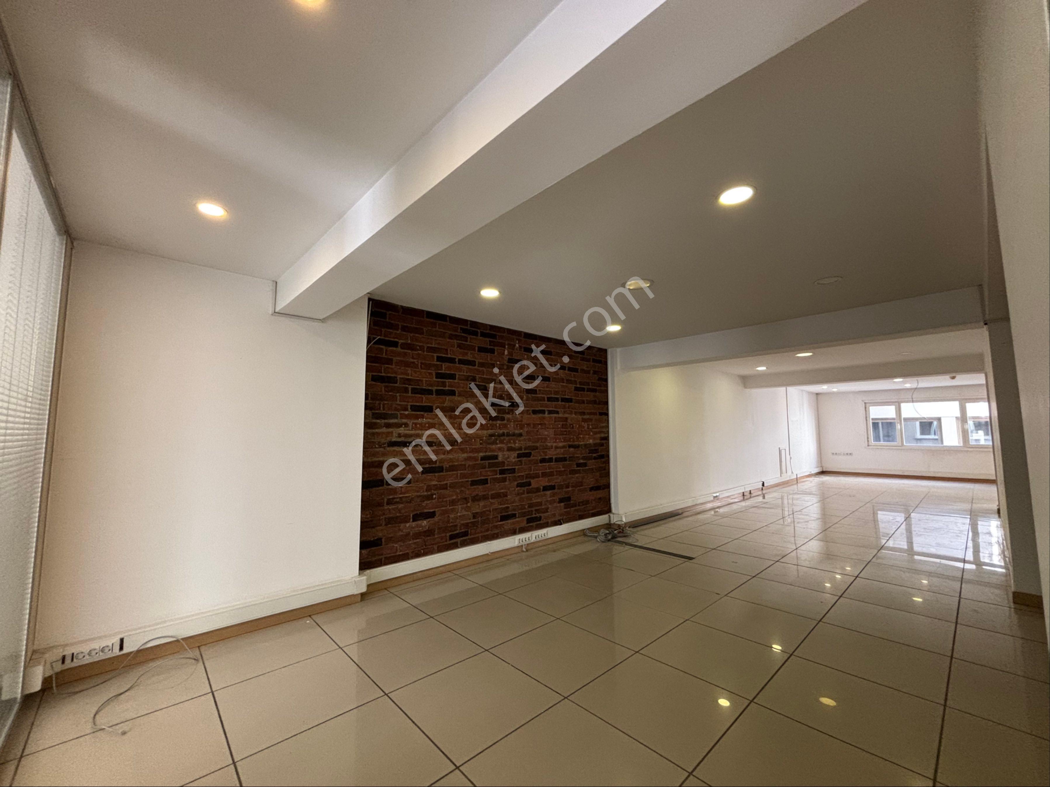 Alsancak Kıbrıs Şehitleri Tam Kat 225m2 4.kat Kiralık İş Yeri! - Görsel 26