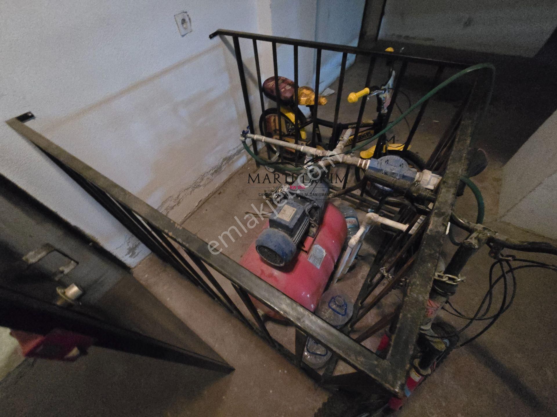 Karşıyaka Merkezi Konumda Satılık 2+1 - Görsel 5