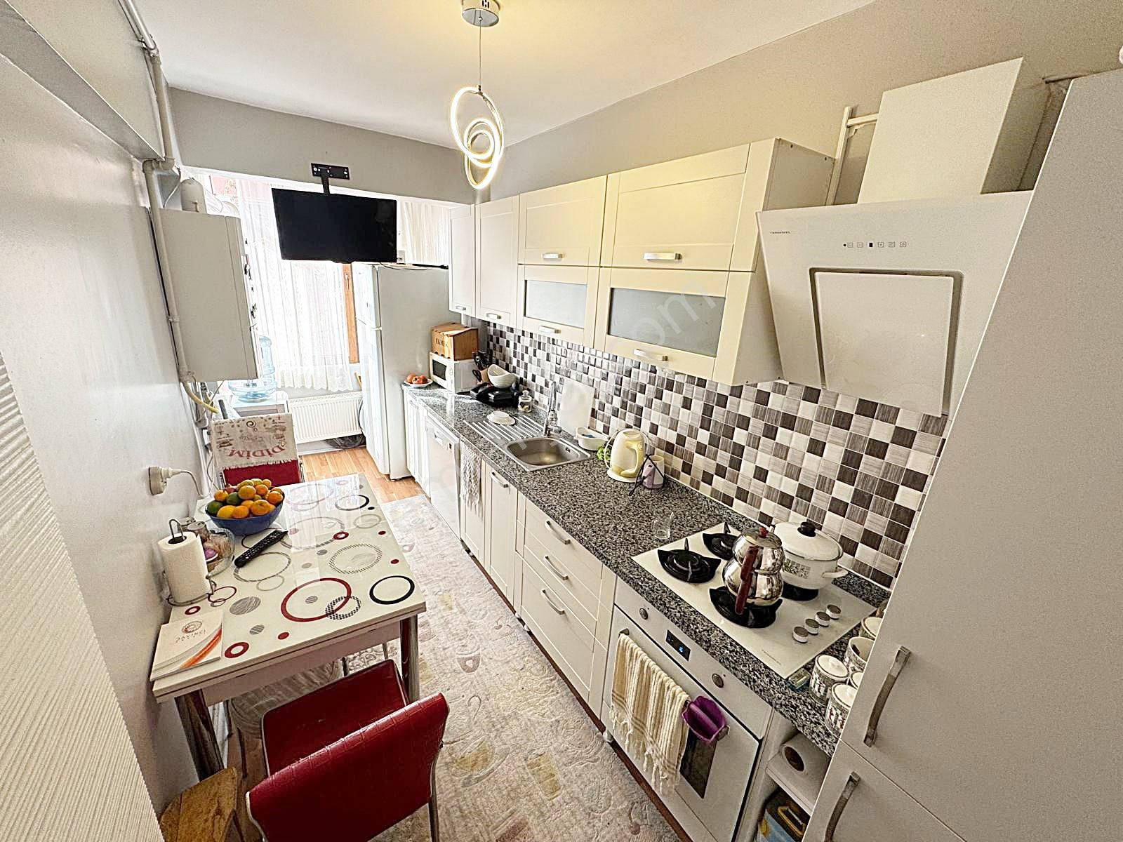 Sanatoryum Cad. Yakını Tepebaşı Mah. 3+1 Katta Manzaralı Acil !! - Görsel 8