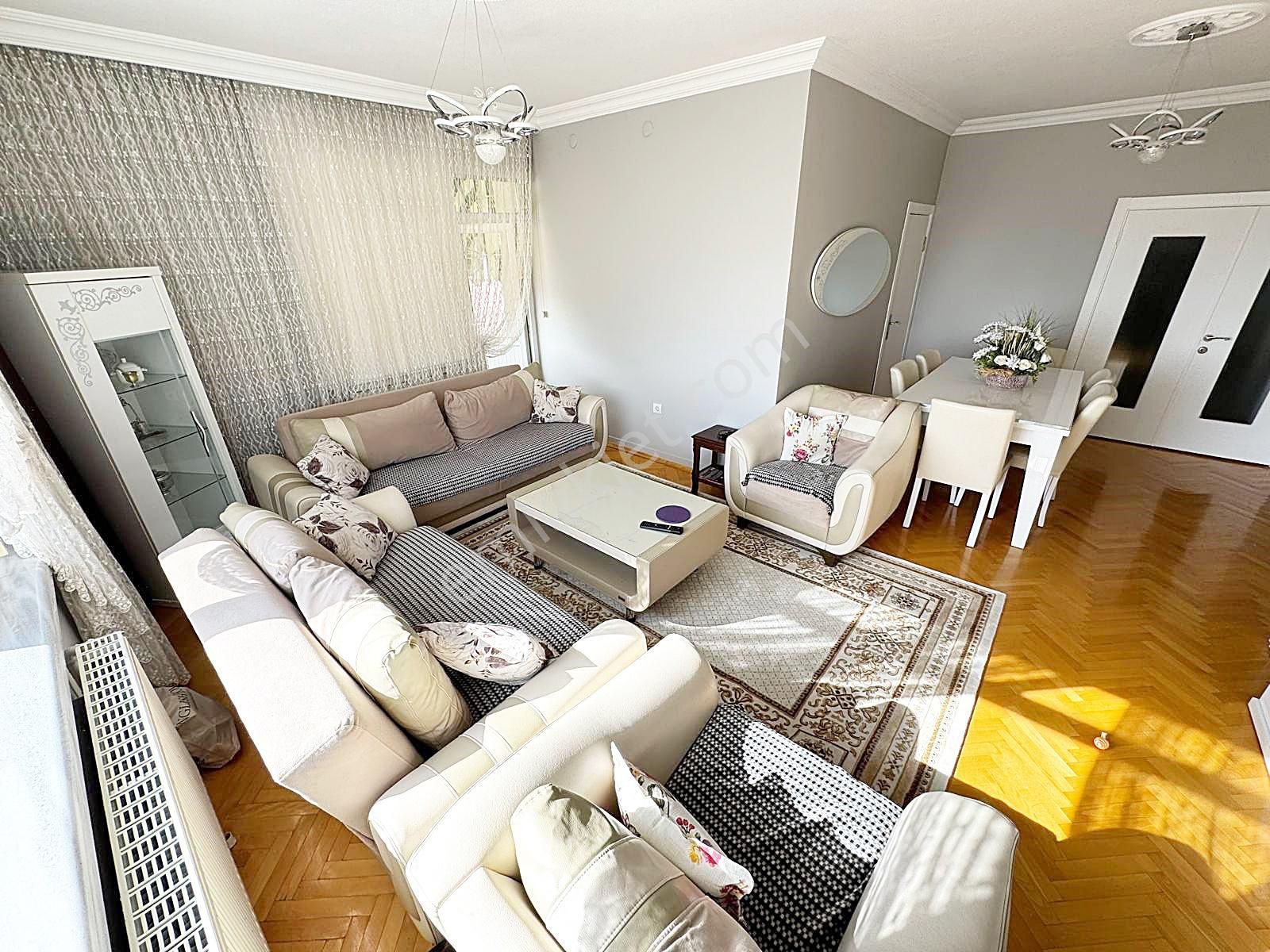 Sanatoryum Cad. Yakını Tepebaşı Mah. 3+1 Katta Manzaralı Acil !! - Görsel 3