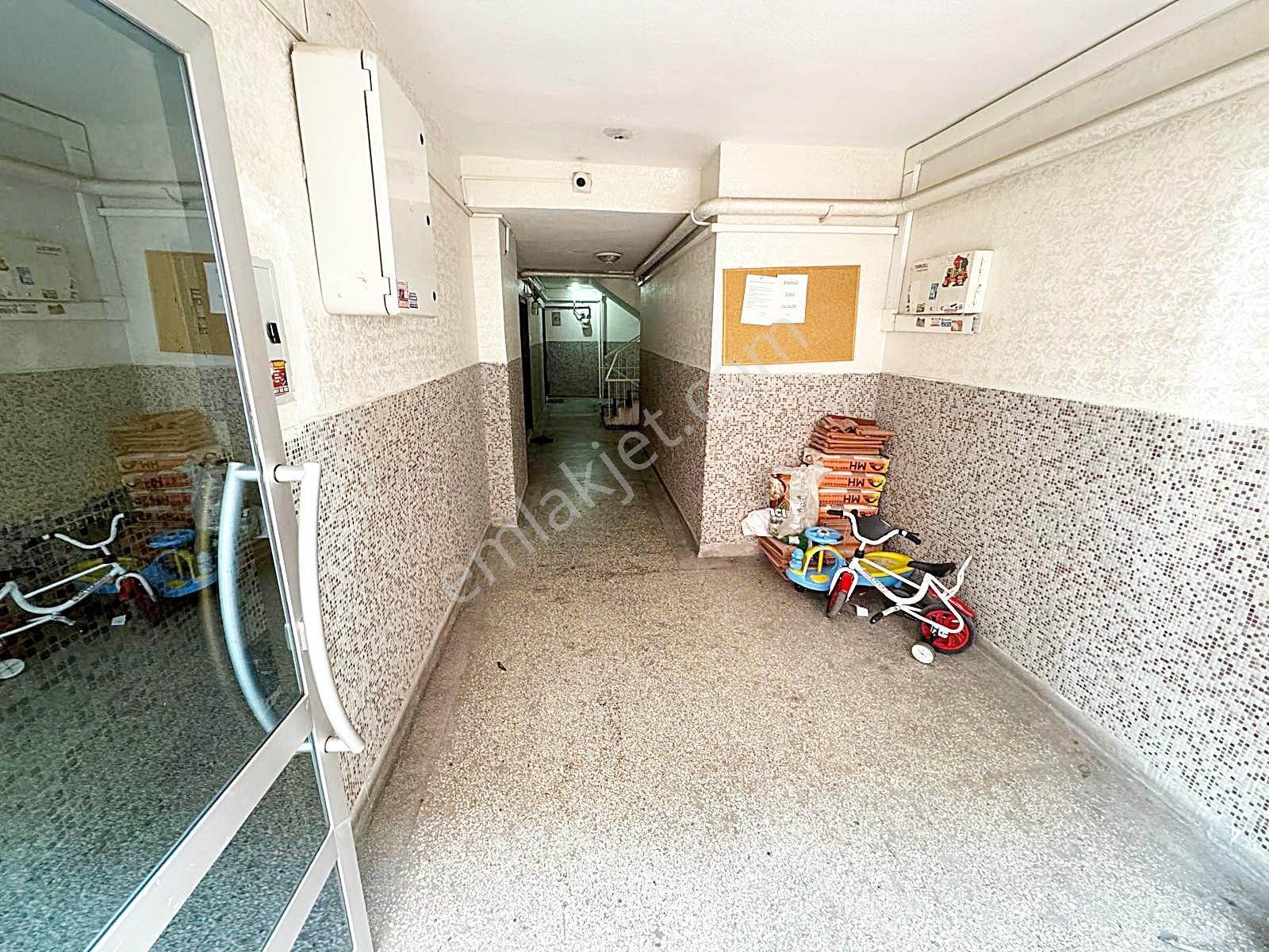 Sanatoryum Cad. Yakını Tepebaşı Mah. 3+1 Katta Manzaralı Acil !! - Görsel 26