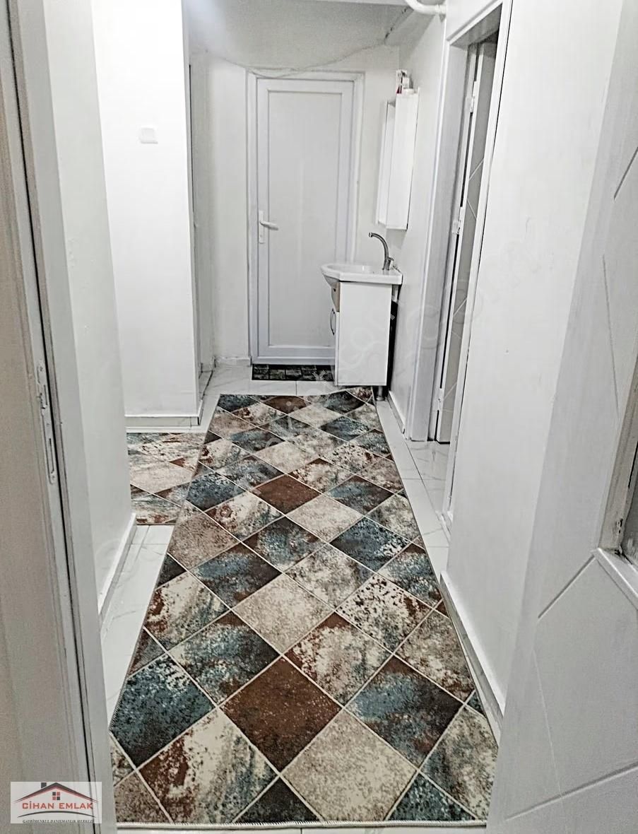 Özevlerde Hastane Metr Yanı Başında Arakat Krediye Uygun İskanlı - Görsel 4