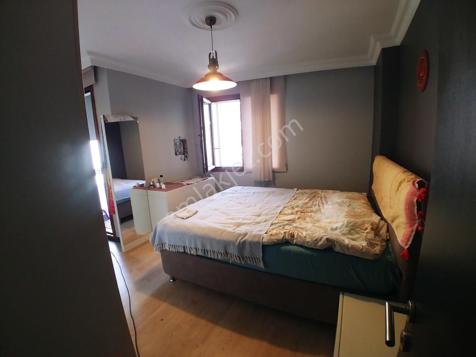 Hasanpaşa'da Merkezi Konumda Balkonlu-iskanlı-kapalı Mutfaklı - Görsel 13