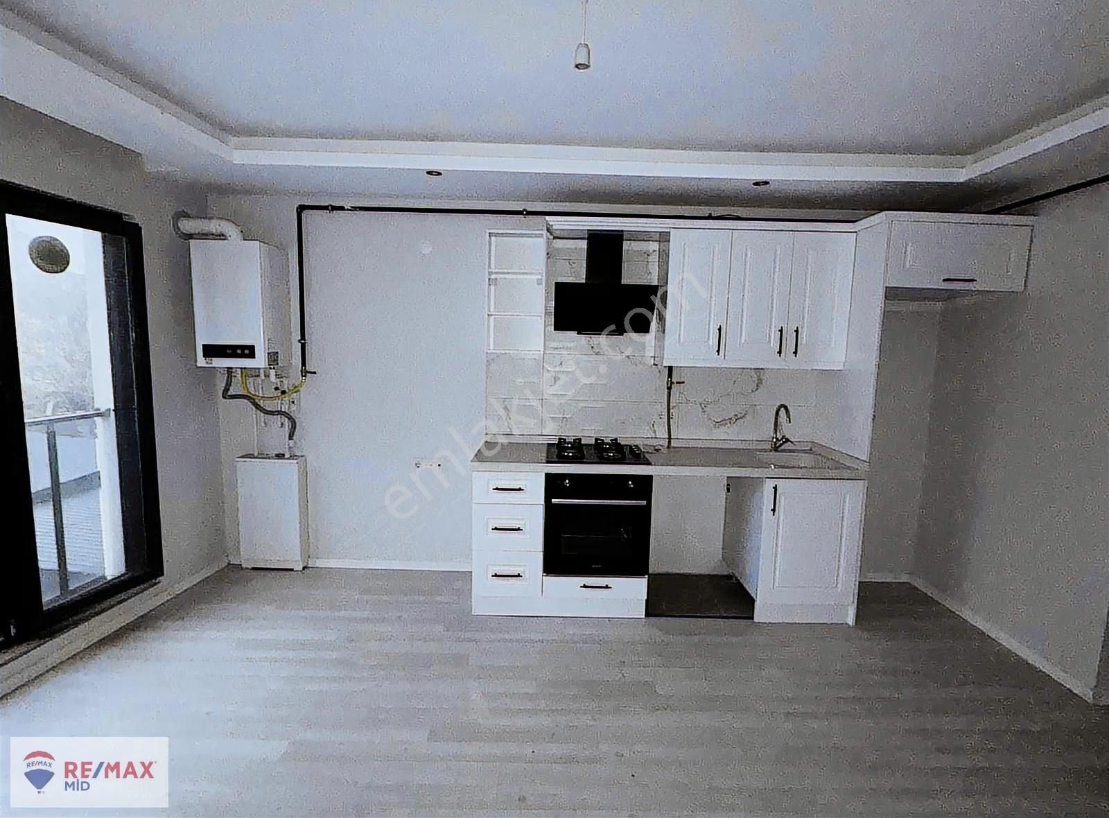 Çarşıya Yürüme Mesafesınde, Sıfır, Yerden Isıtmalı, Kiralık 1+1 - Görsel 11