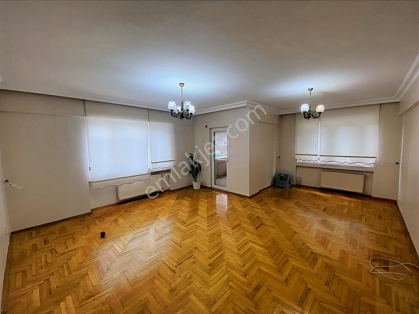 Serap Caddesi Üzerinde 4+1 130 M² Kiralık Daire - Görsel 13