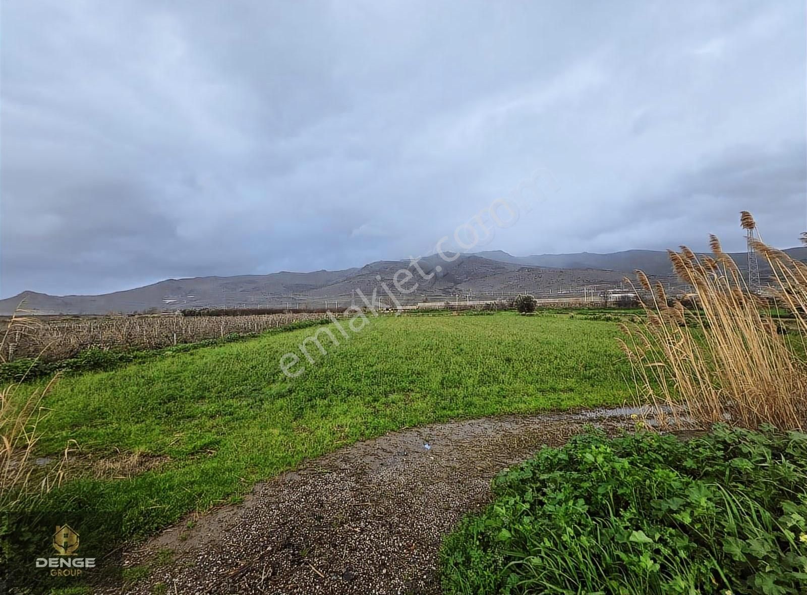 Yanikkoyde Buruncuk Köprüsünün Dibinde Mukemmel Araziler - Görsel 4