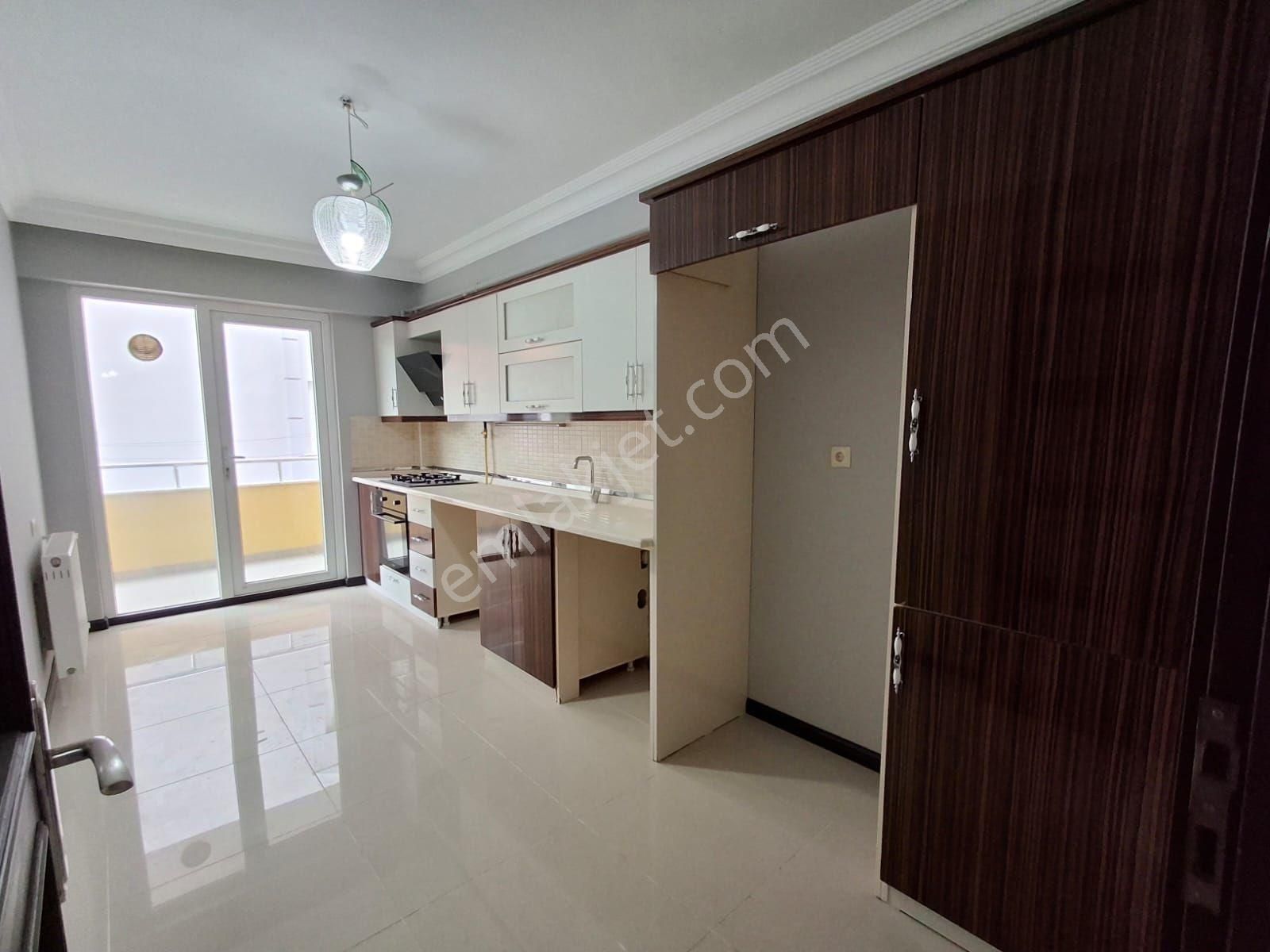 Evim-nur'dan Ömürevleri Mh. 3+1 1.kat Ebeveyn Banyolu Fırsat Daire - Görsel 16