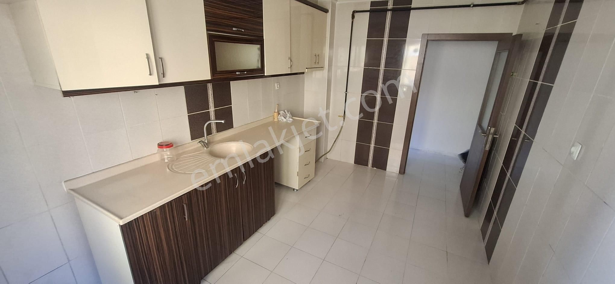 Altındağ - Karapürçek Mahallesi Ön Cephe, Asasnörlü, Caddeye Yakın 3+1 Satılık Daire !!! - Görsel 5