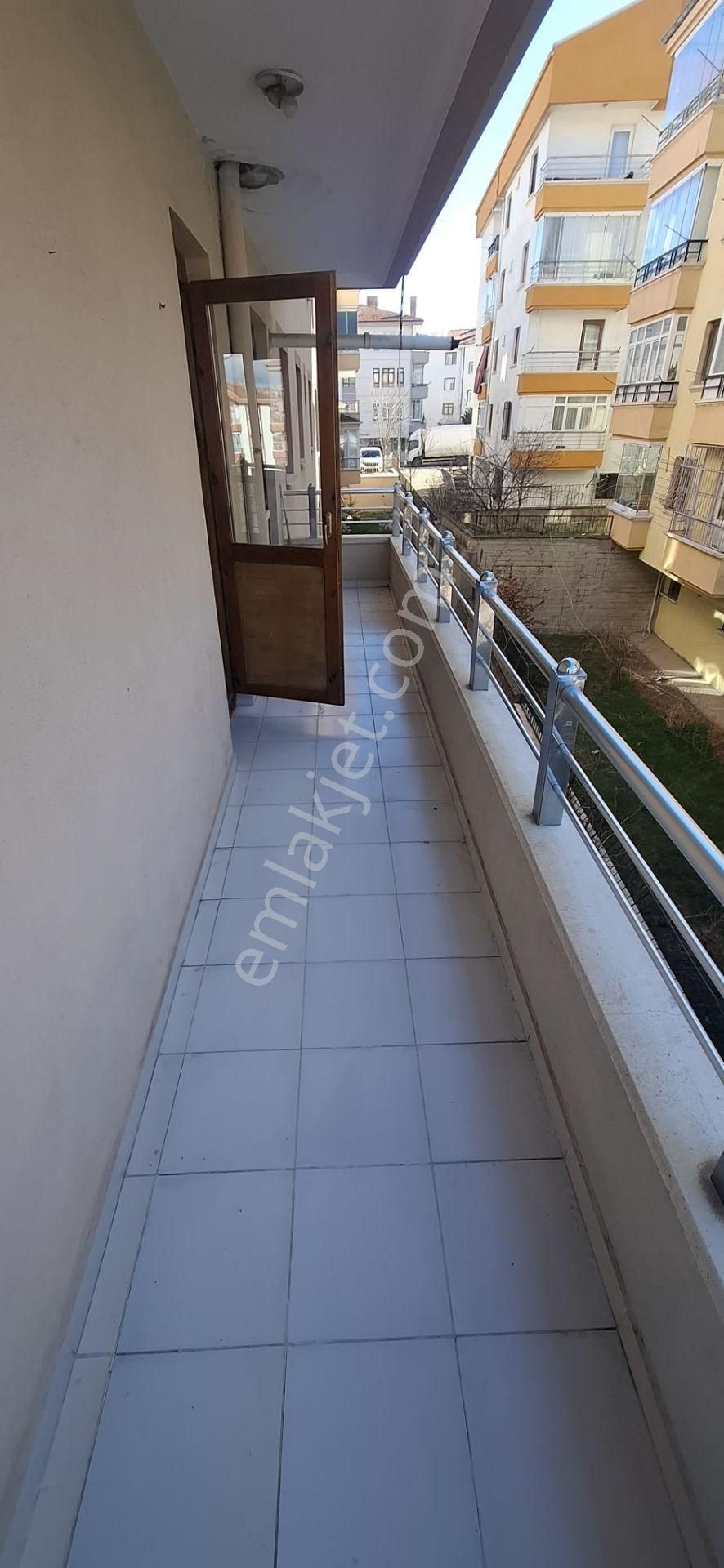 Altındağ - Karapürçek Mahallesi Ön Cephe, Asasnörlü, Caddeye Yakın 3+1 Satılık Daire !!! - Görsel 25