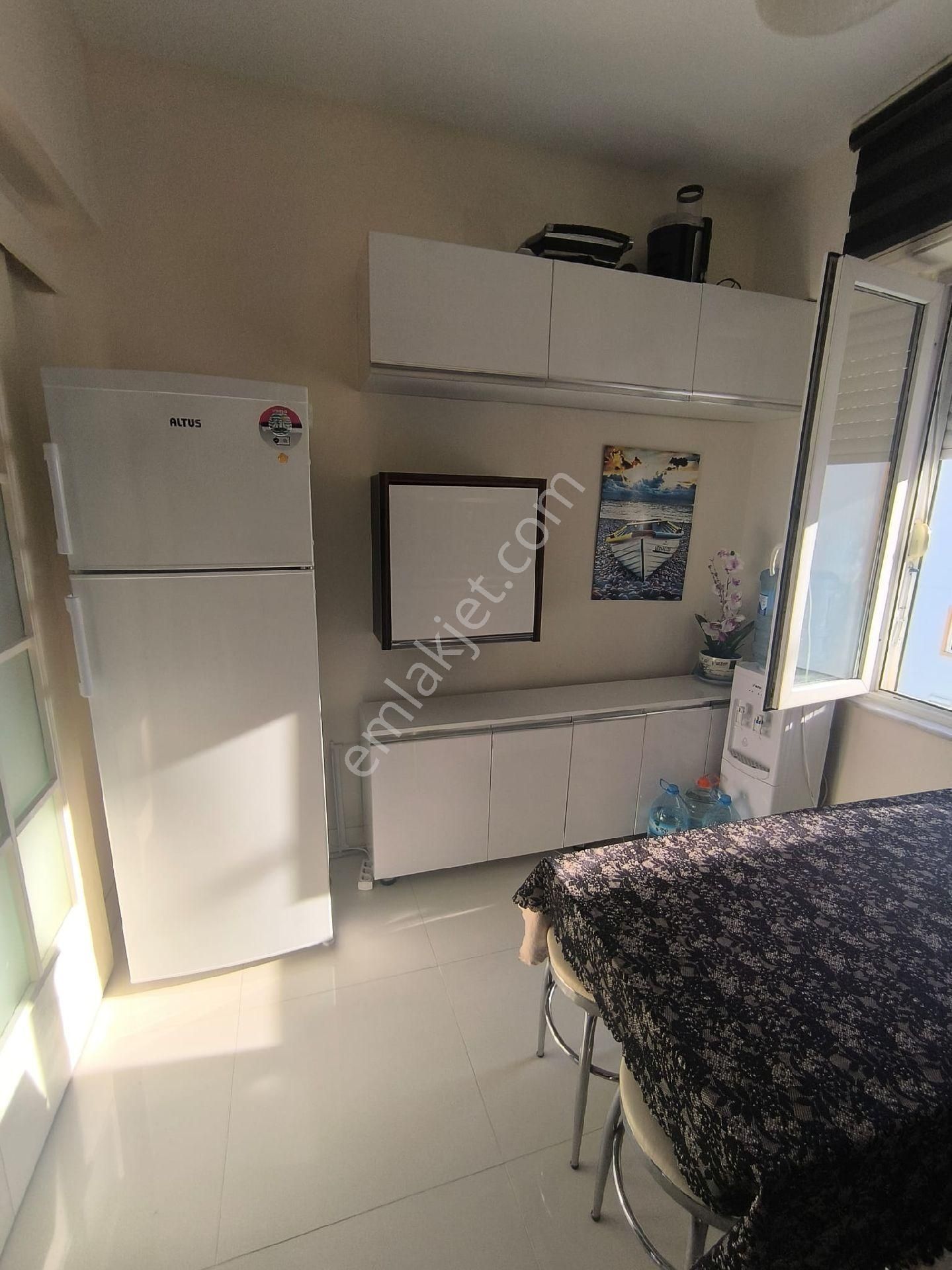 Hurma’da Liman’a Sınır Denize 1.000 Mt. Full Eşyalı 2+1 Ayrı Mutfaklı Cam Balkonlu Daire - Görsel 9