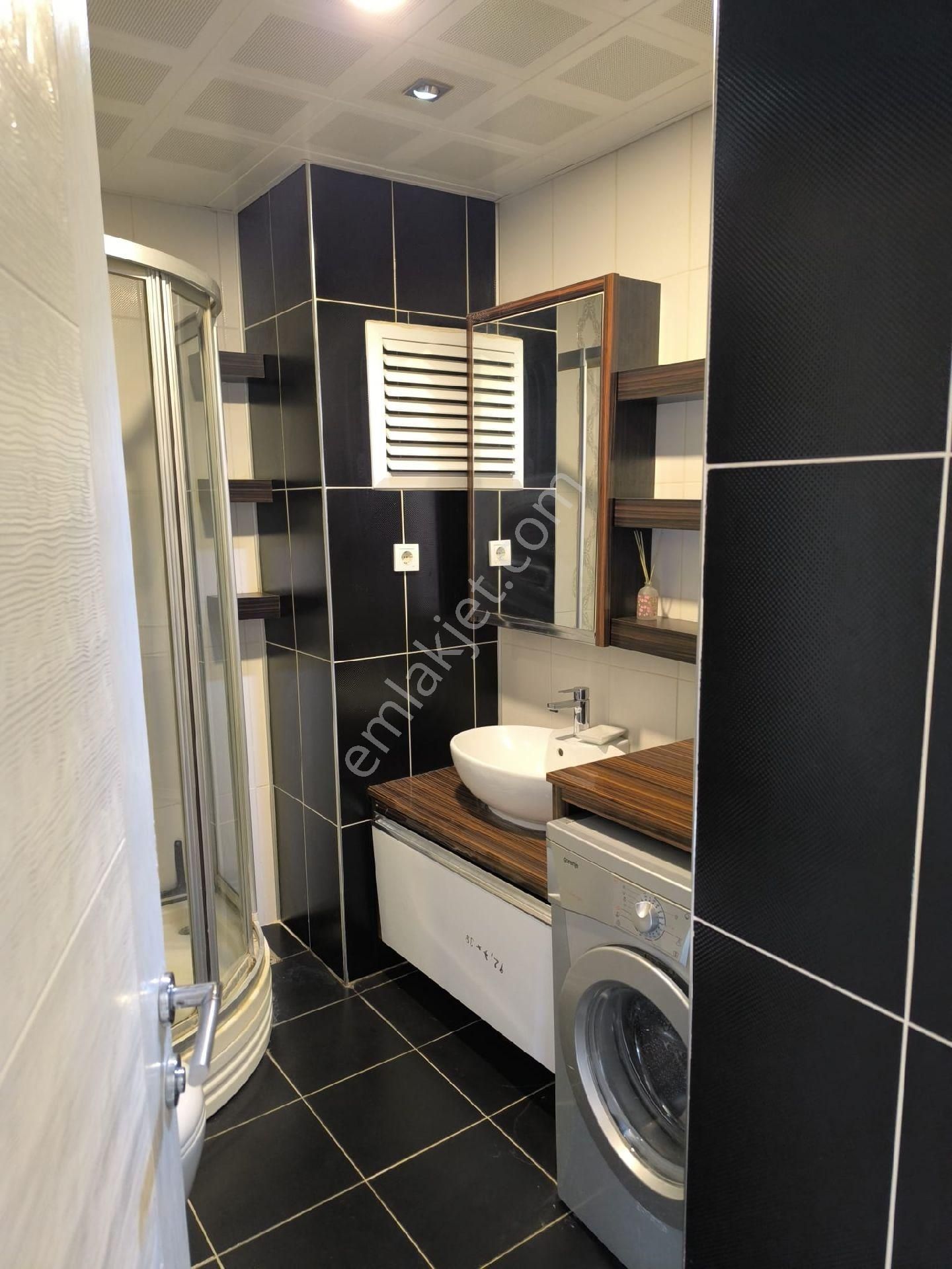 Hurma’da Liman’a Sınır Denize 1.000 Mt. Full Eşyalı 2+1 Ayrı Mutfaklı Cam Balkonlu Daire - Görsel 7