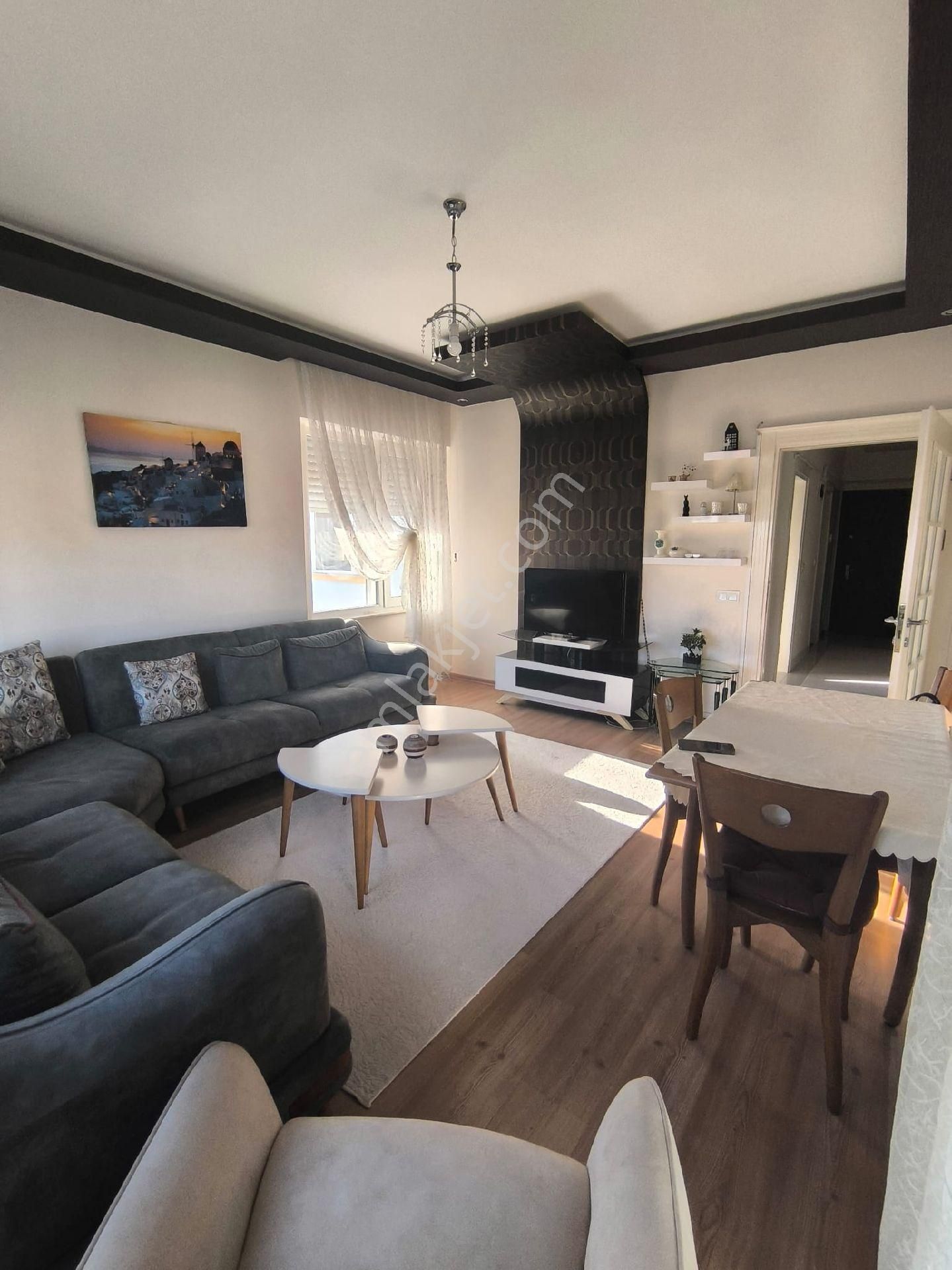 Hurma’da Liman’a Sınır Denize 1.000 Mt. Full Eşyalı 2+1 Ayrı Mutfaklı Cam Balkonlu Daire - Görsel 18