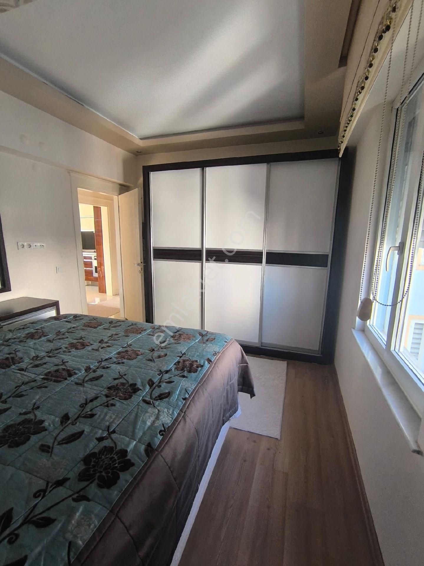 Hurma’da Liman’a Sınır Denize 1.000 Mt. Full Eşyalı 2+1 Ayrı Mutfaklı Cam Balkonlu Daire - Görsel 12