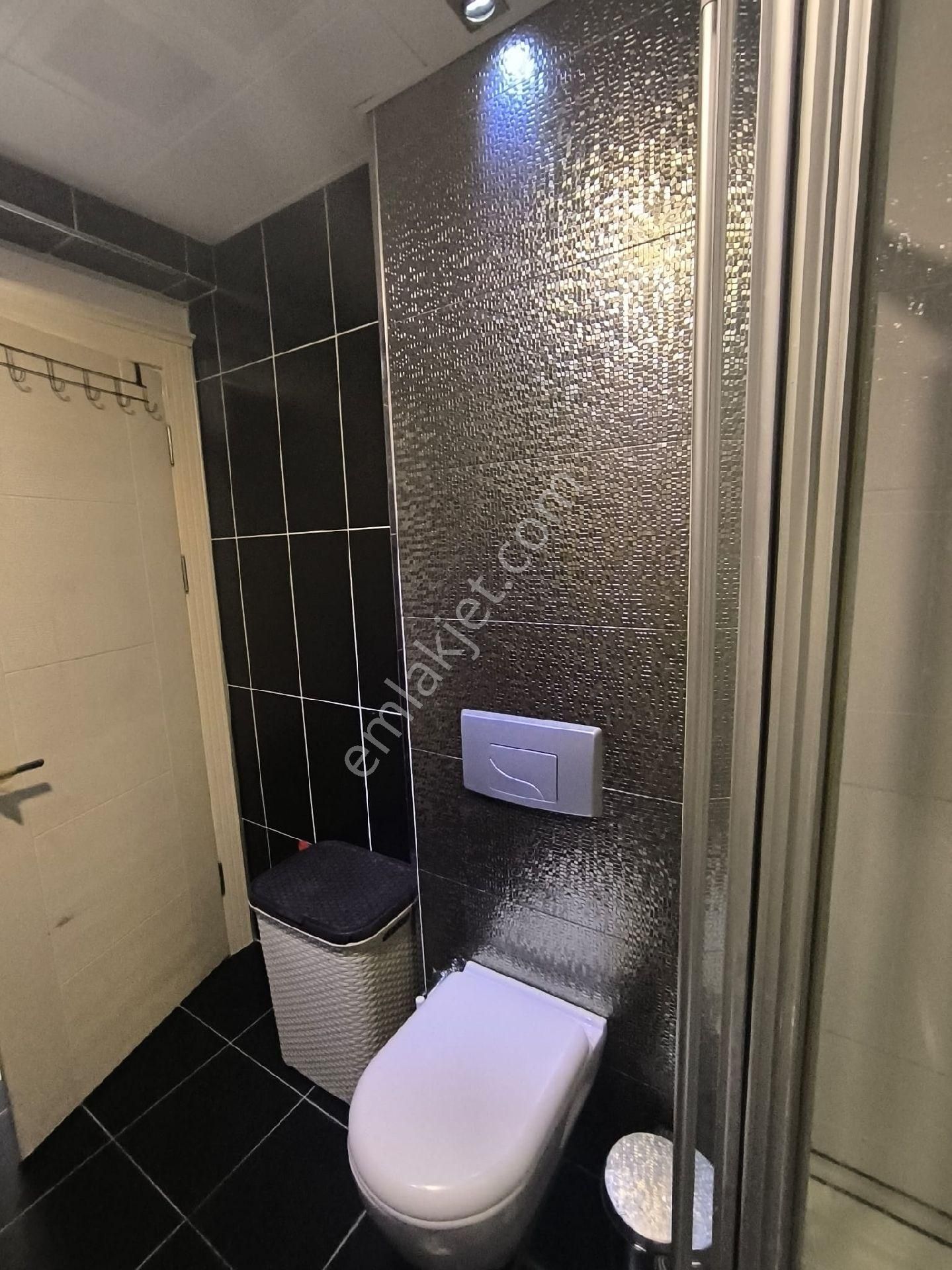 Hurma’da Liman’a Sınır Denize 1.000 Mt. Full Eşyalı 2+1 Ayrı Mutfaklı Cam Balkonlu Daire - Görsel 5