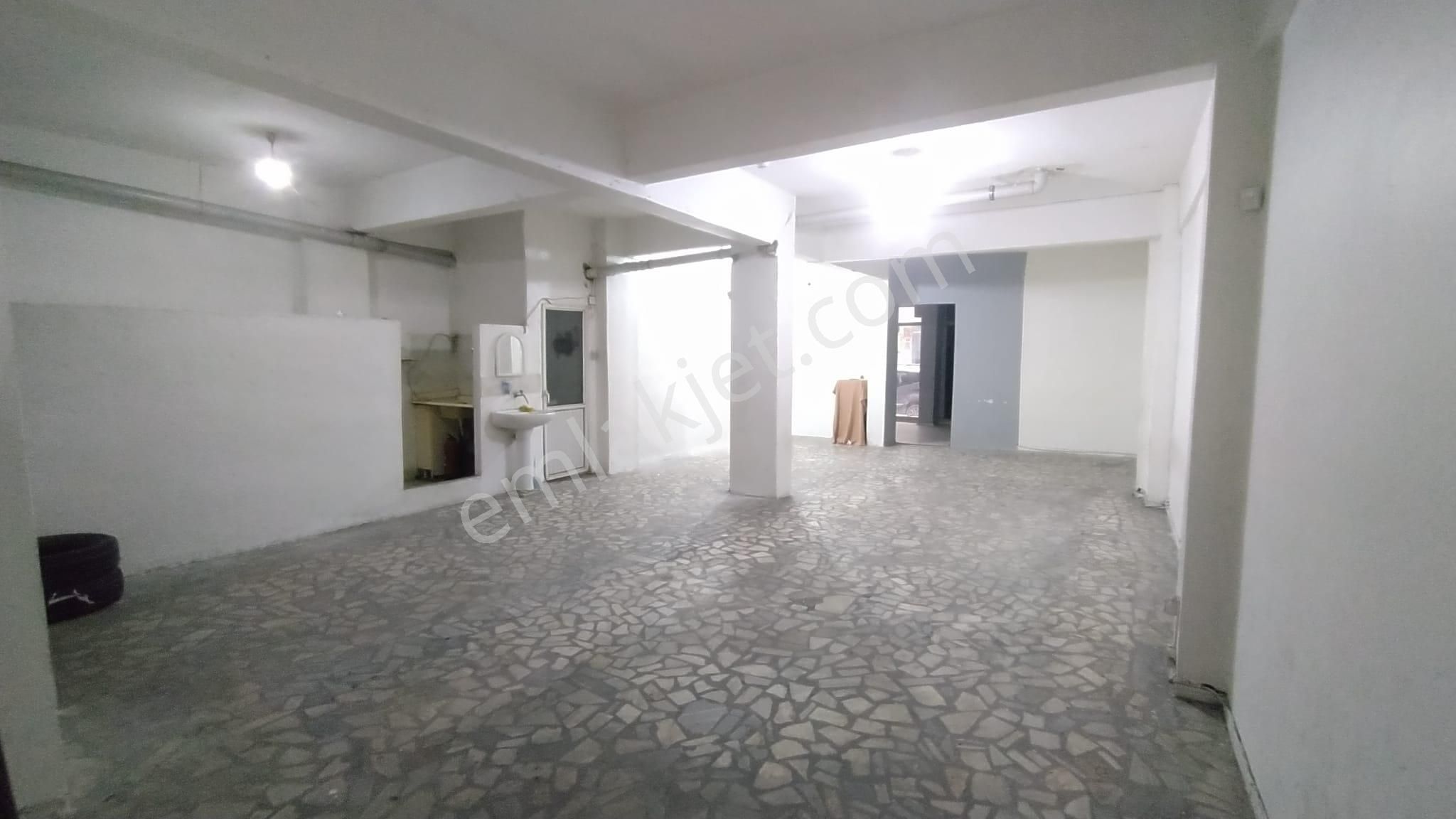 Serkan Gayrimenkulden Bahçelievler Fevzimakmakta Satılık Düz Giriş Dükkan - Görsel 4