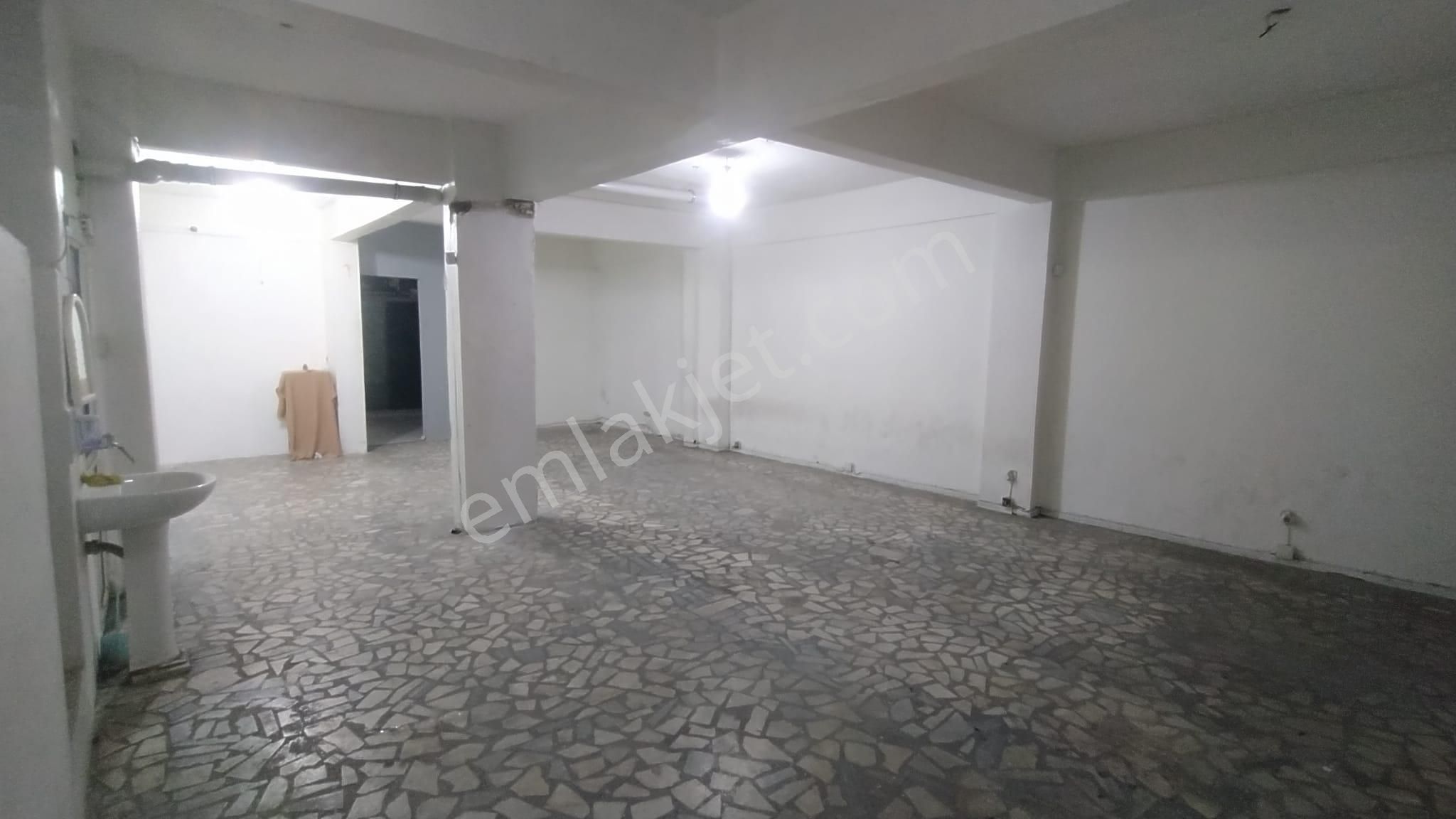 Serkan Gayrimenkulden Bahçelievler Fevzimakmakta Satılık Düz Giriş Dükkan - Görsel 12