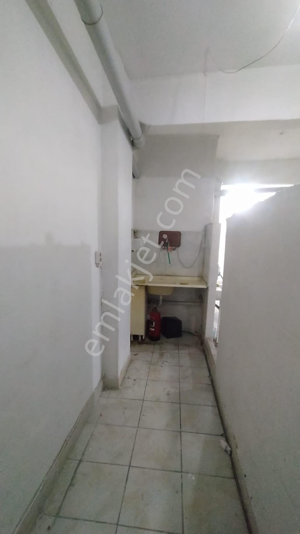 Serkan Gayrimenkulden Bahçelievler Fevzimakmakta Satılık Düz Giriş Dükkan - Görsel 14