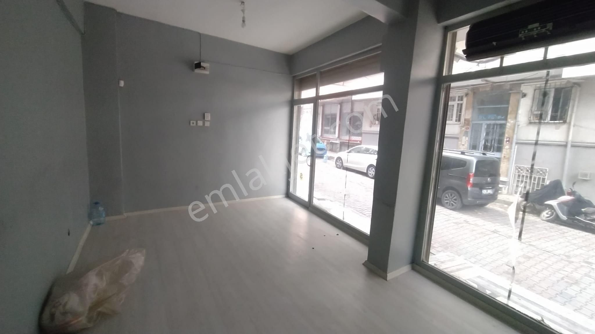 Serkan Gayrimenkulden Bahçelievler Fevzimakmakta Satılık Düz Giriş Dükkan - Görsel 9