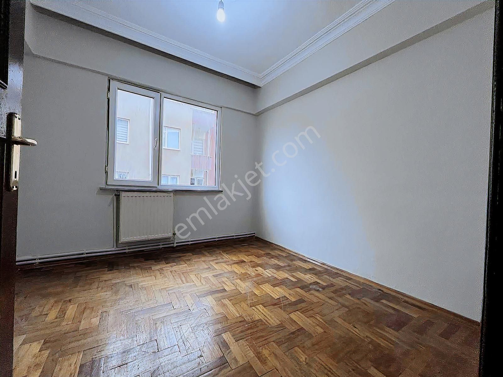 Maltepe Zümrütevlerde Öz İş Sitesisinde Cad Üzeri 3+1 5 Kat - Görsel 21